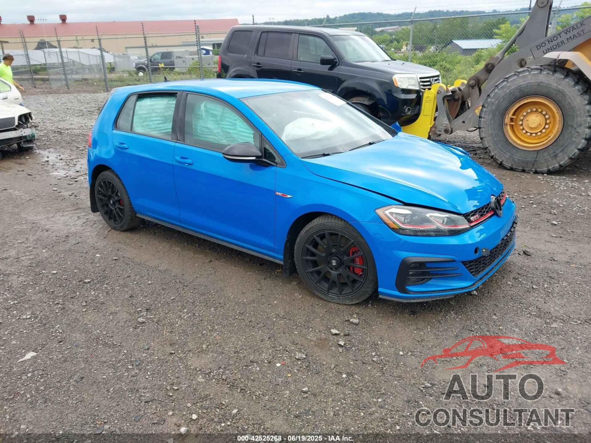 VOLKSWAGEN GOLF GTI 2019 - 3VW6T7AU1KM009573