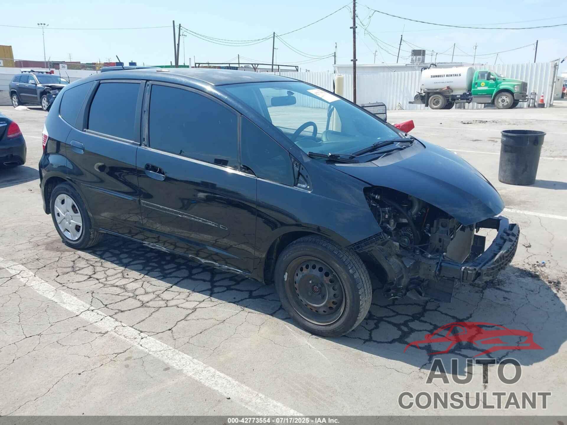 HONDA FIT 2013 - JHMGE8H3XDC002497