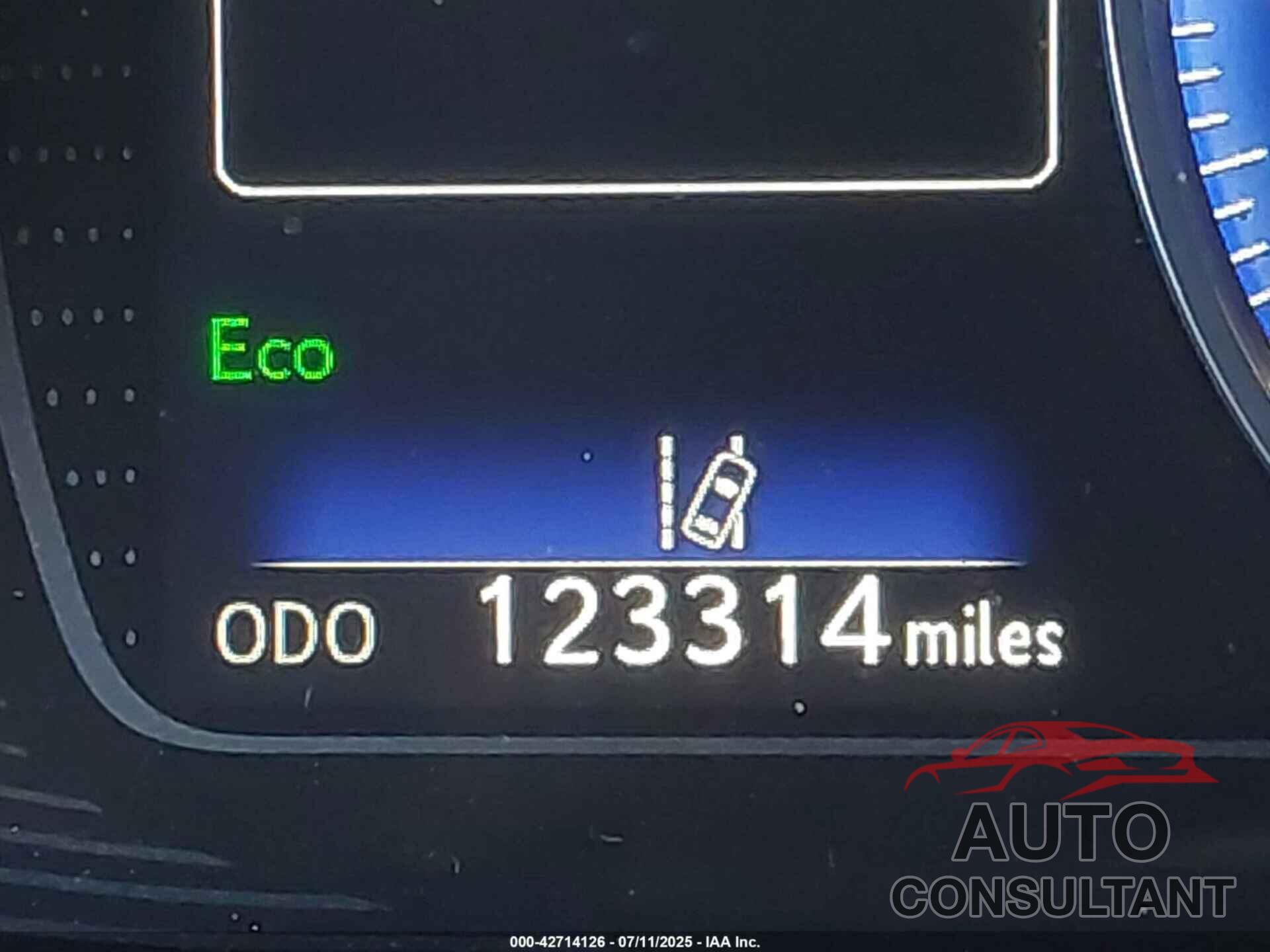LEXUS ES 300H 2019 - JTHB21B13K2043784