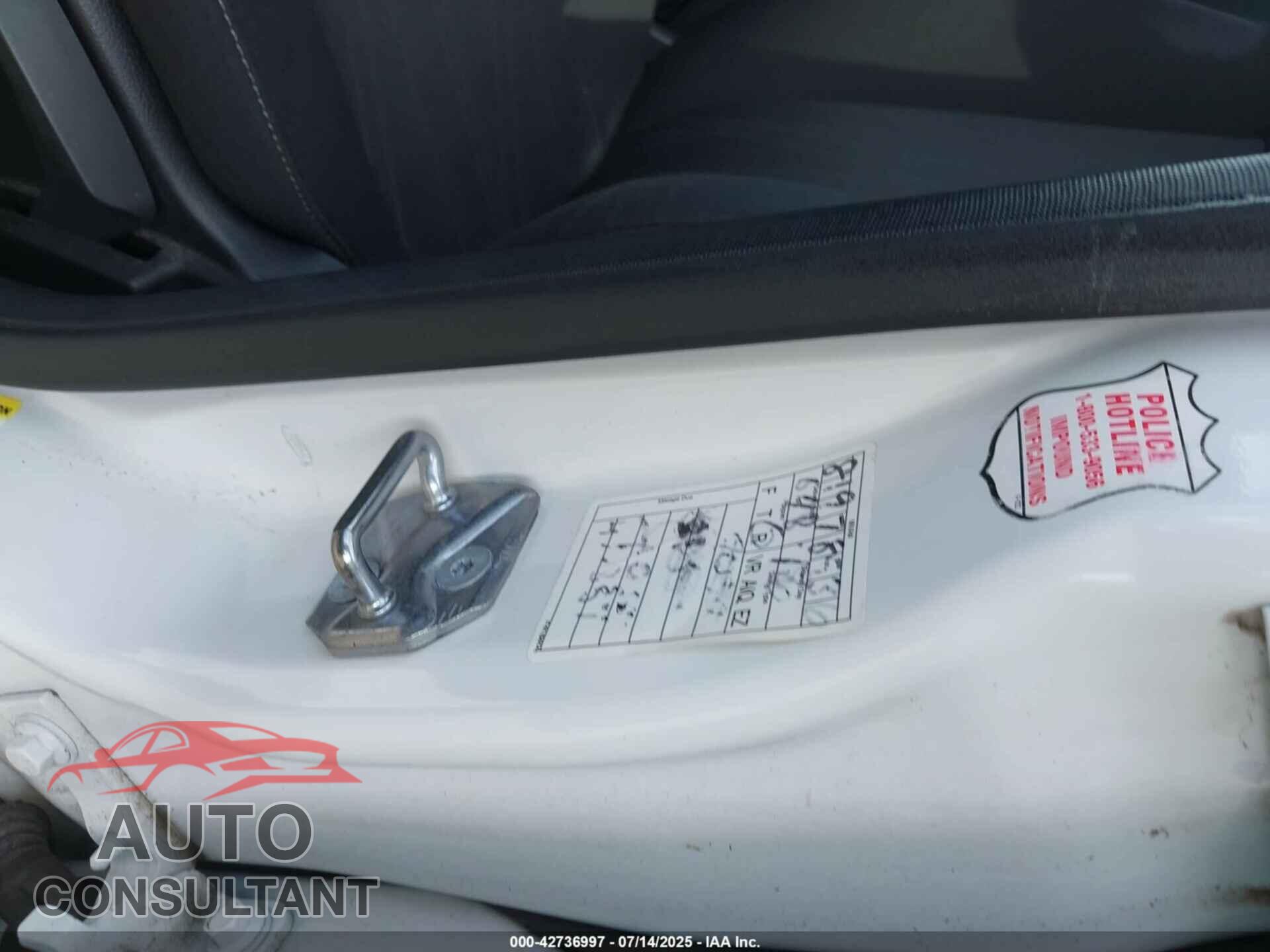 FORD FOCUS 2017 - 1FADP3K23HL248563