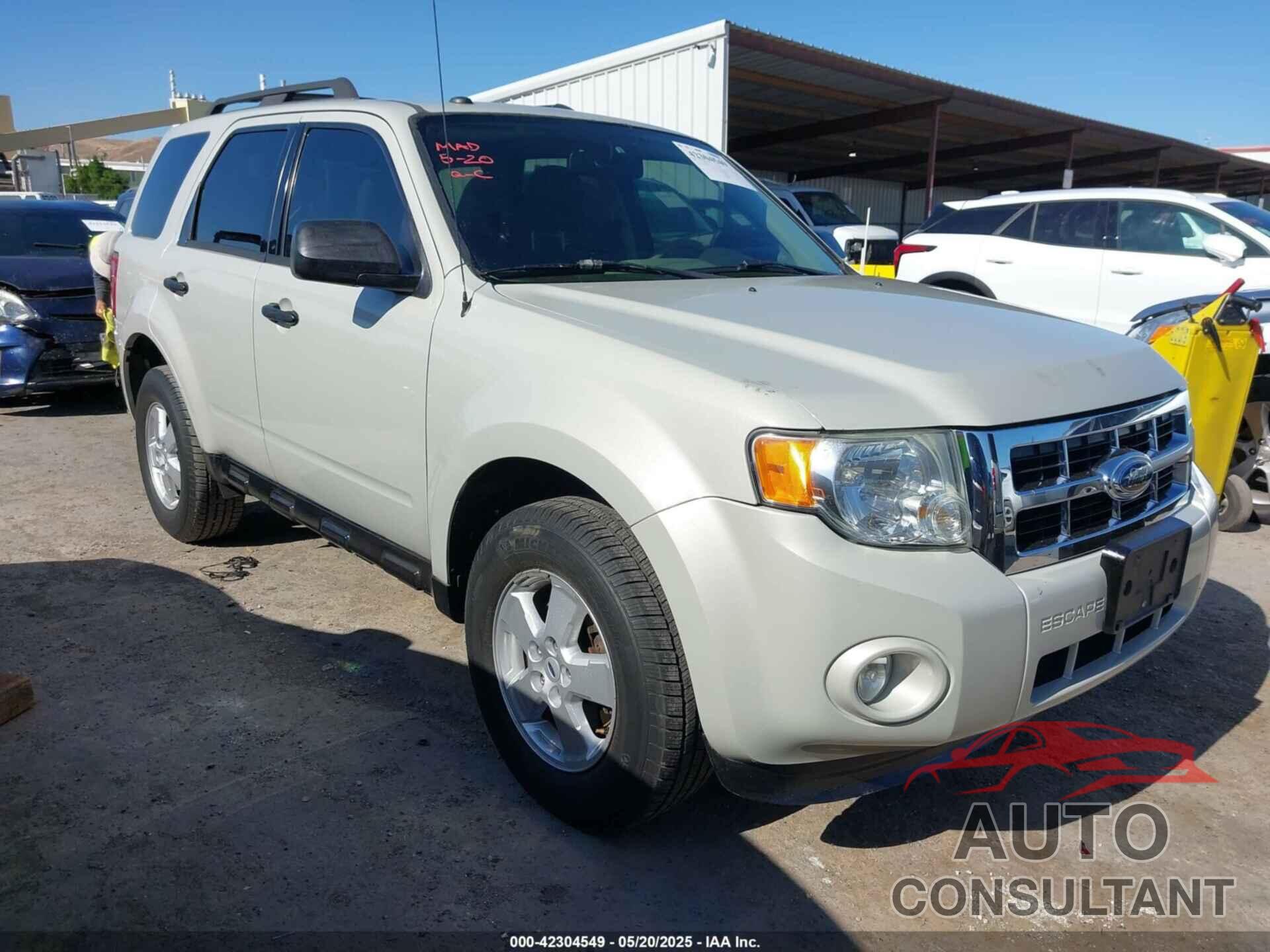FORD ESCAPE 2009 - 1FMCU03719KD08754