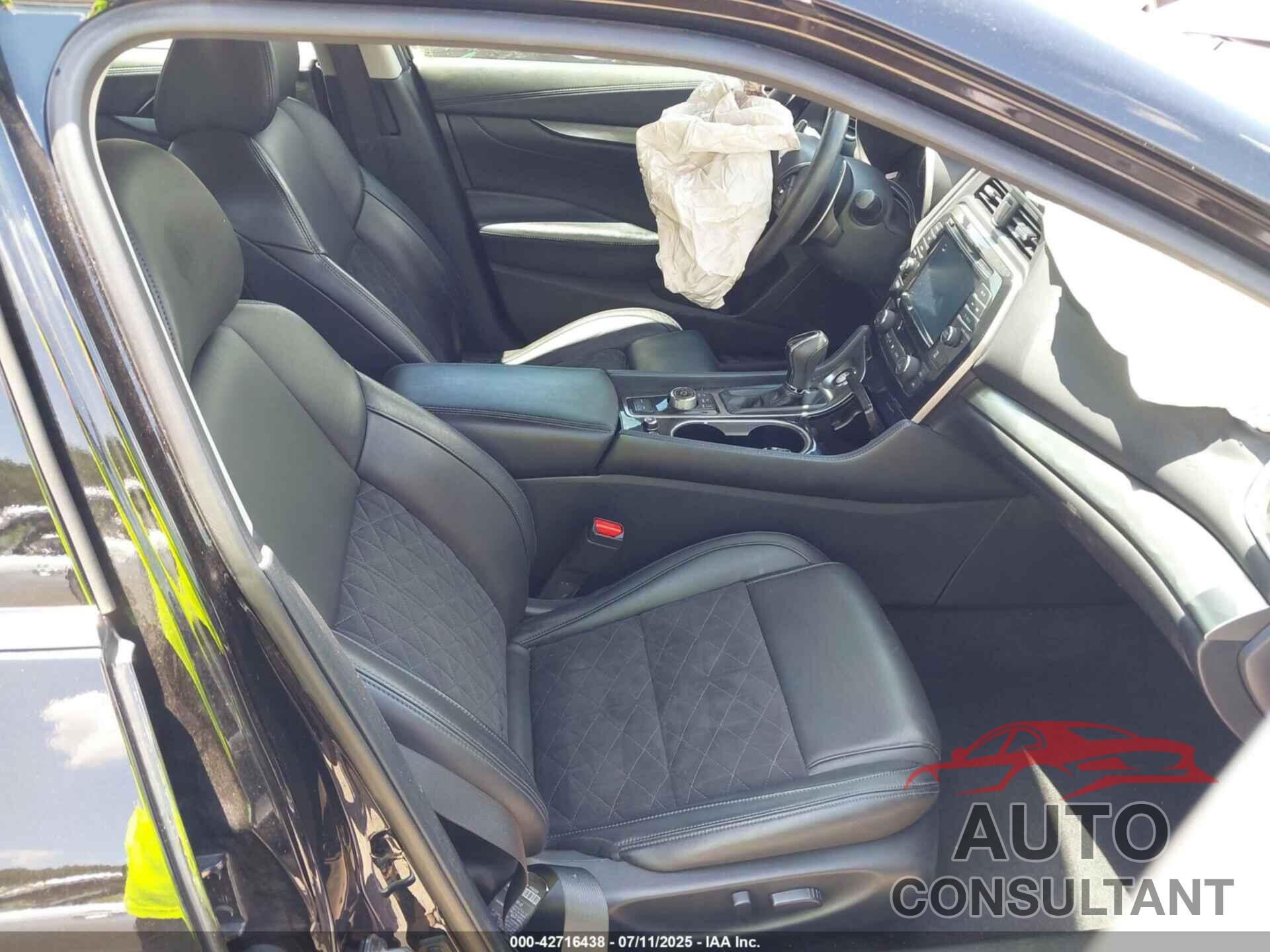 NISSAN MAXIMA 2017 - 1N4AA6APXHC416346