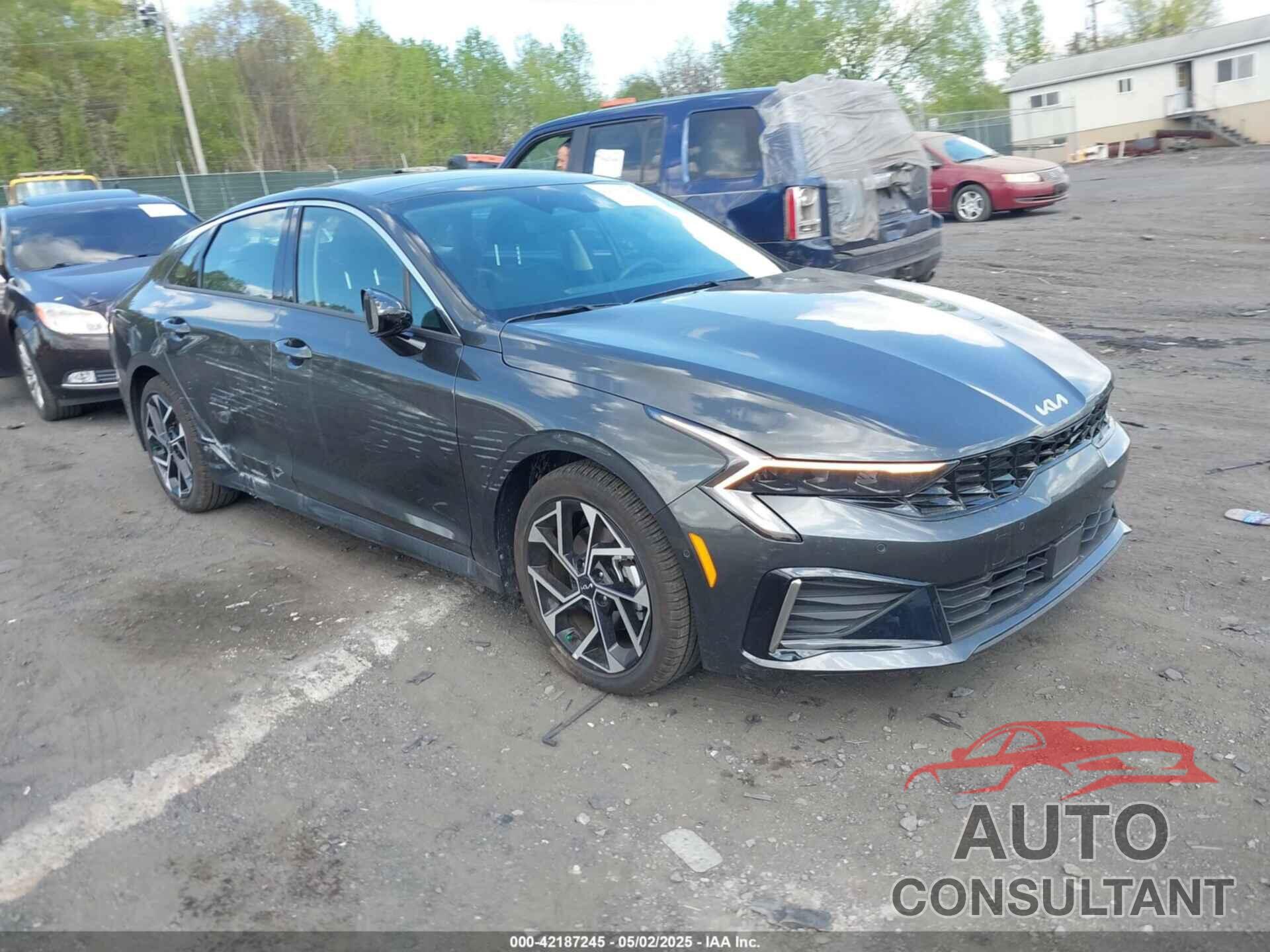 KIA K5 2025 - KNAG34J76S5296184
