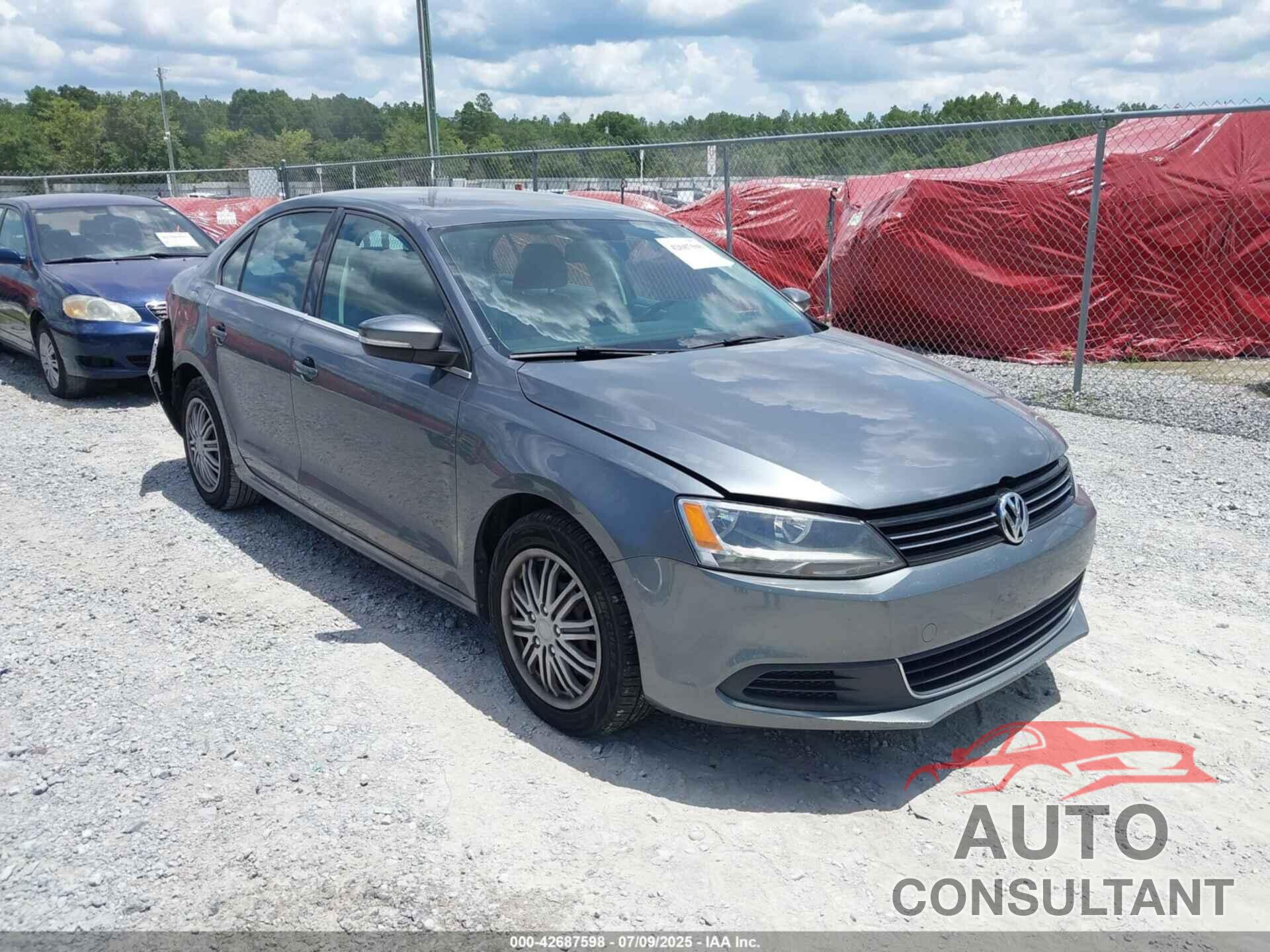 VOLKSWAGEN JETTA 2013 - 3VWDX7AJ8DM399267