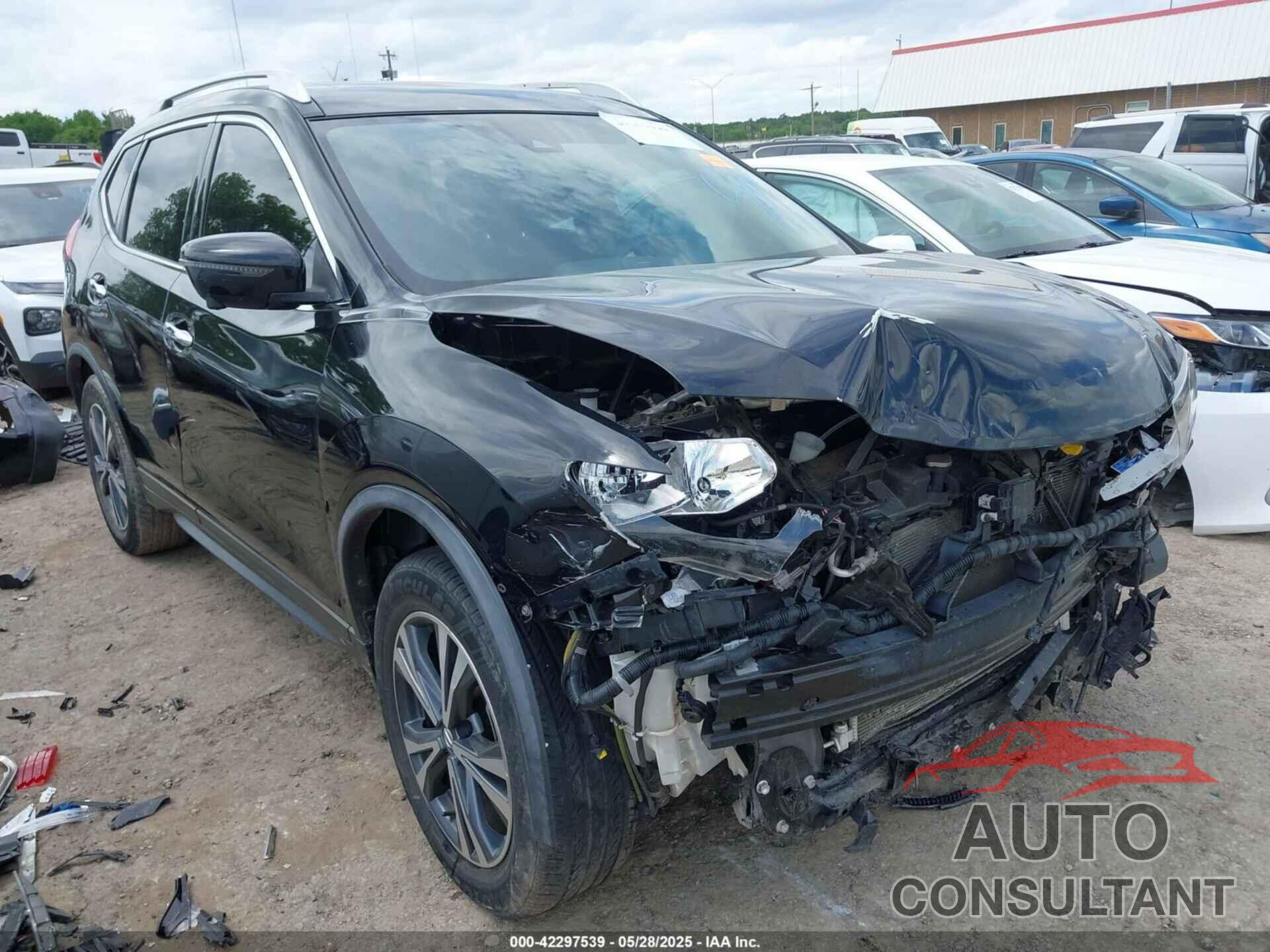 NISSAN ROGUE 2019 - JN8AT2MT9KW255262