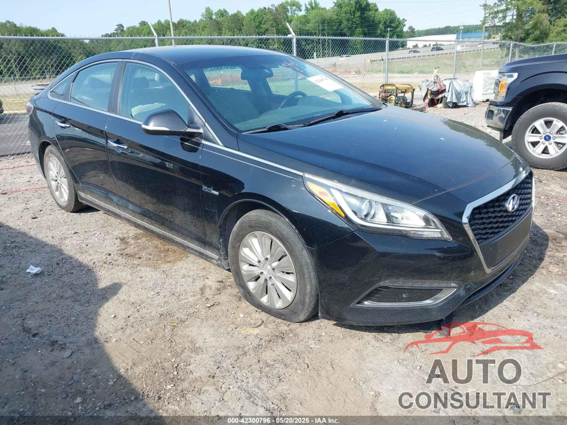 HYUNDAI SONATA 2016 - KMHE24L11GA018549