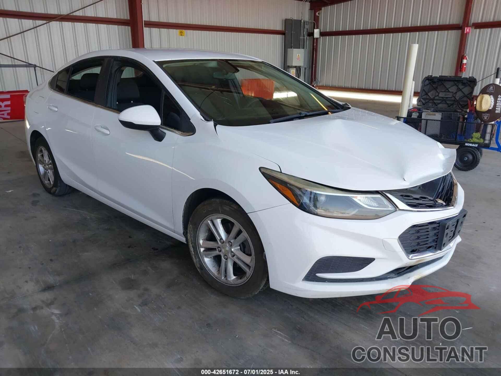 CHEVROLET CRUZE 2017 - 1G1BE5SM6H7102390
