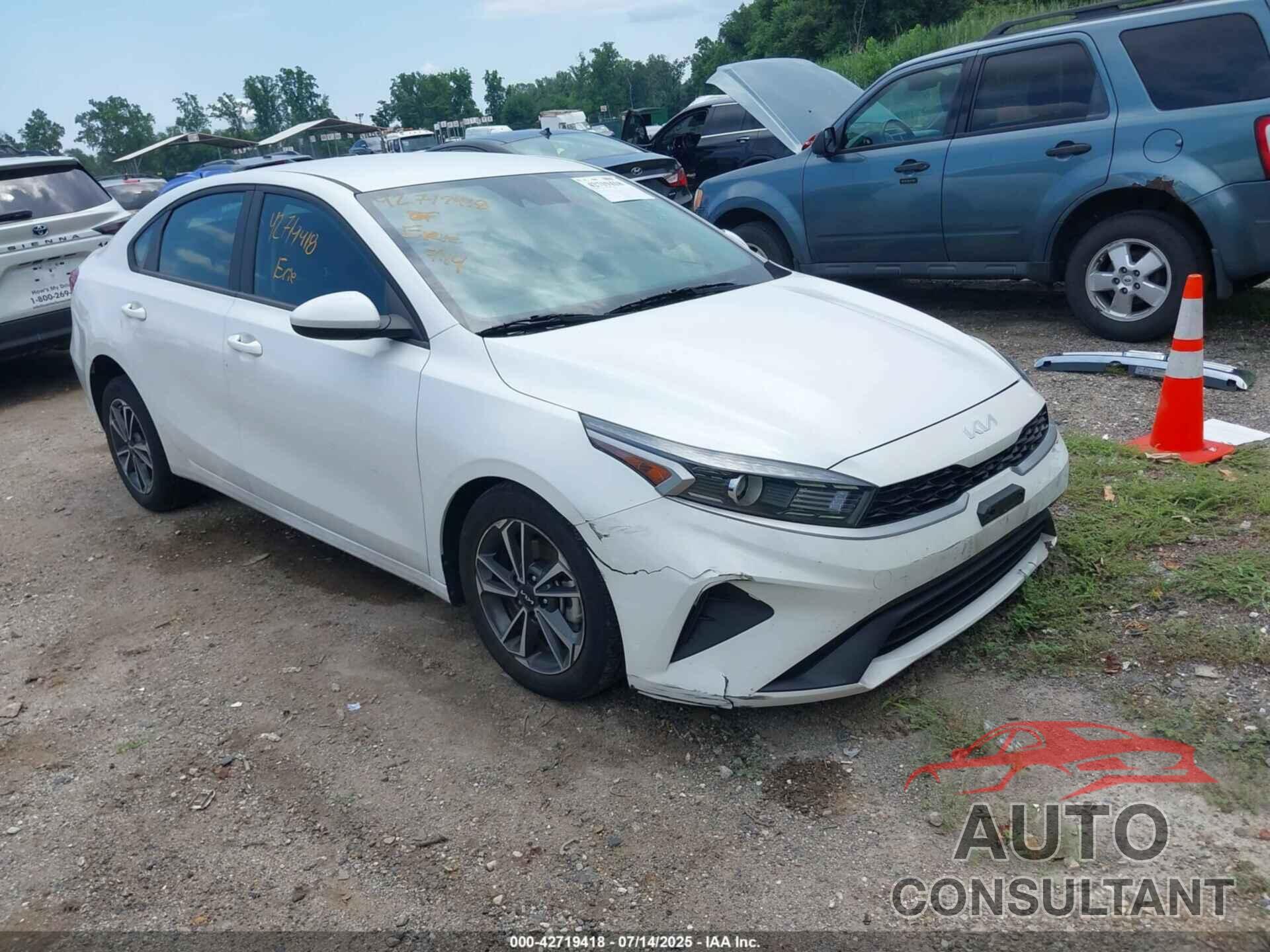KIA FORTE 2024 - 3KPF24AD2RE709904