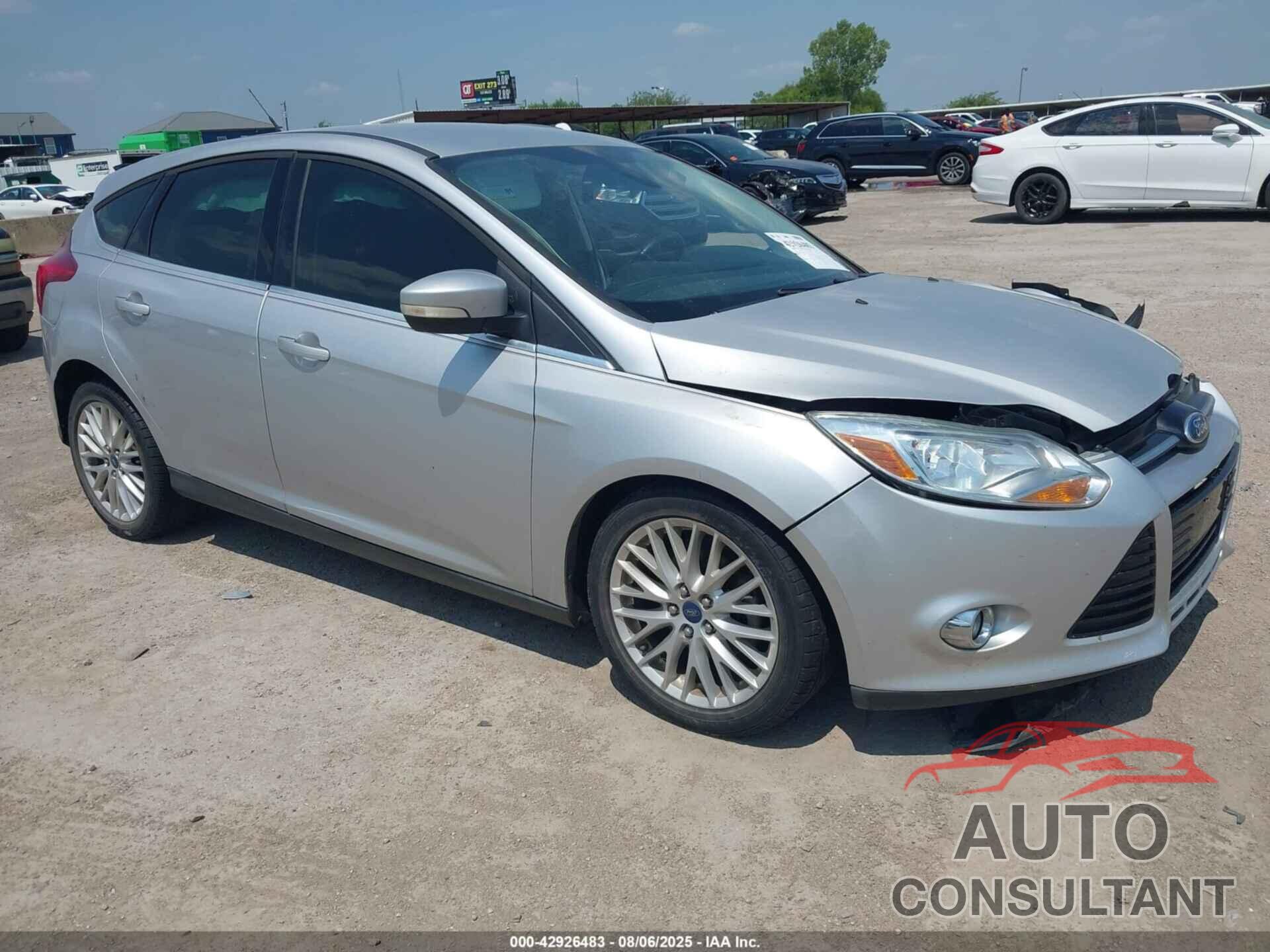 FORD FOCUS 2012 - 1FAHP3M22CL391480