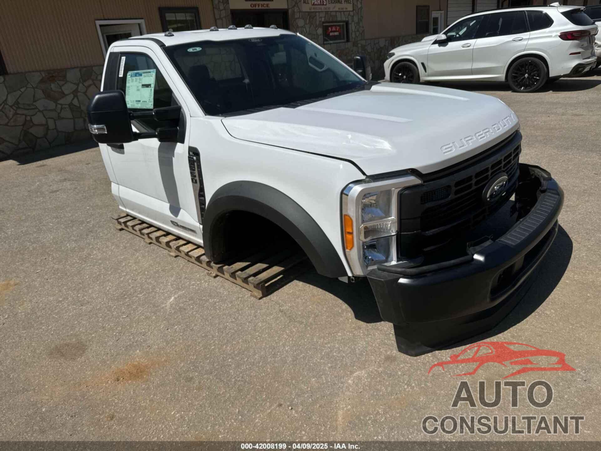 FORD F-550 CHASSIS 2024 - 1FDUF5HT8REC78958