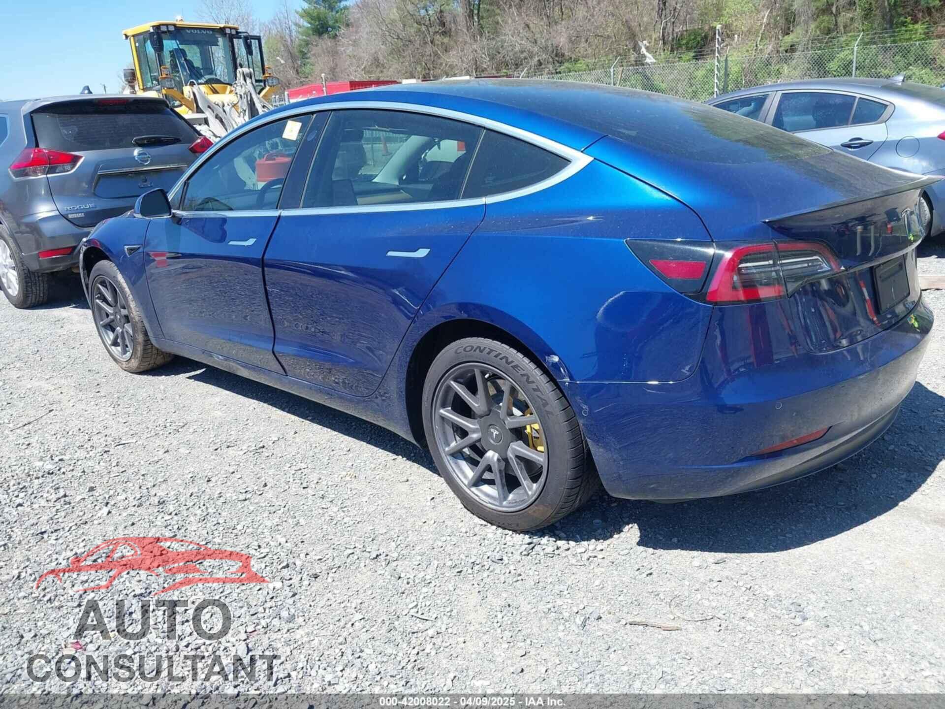 TESLA MODEL 3 2019 - 5YJ3E1EA5KF400906