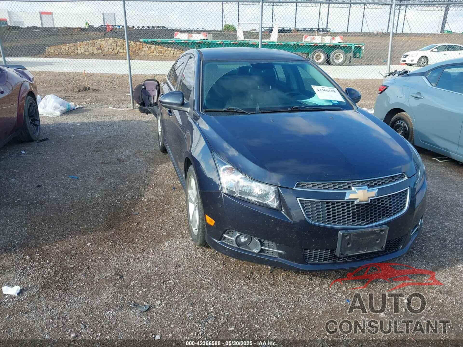 CHEVROLET CRUZE 2014 - 1G1PE5SB7E7314389