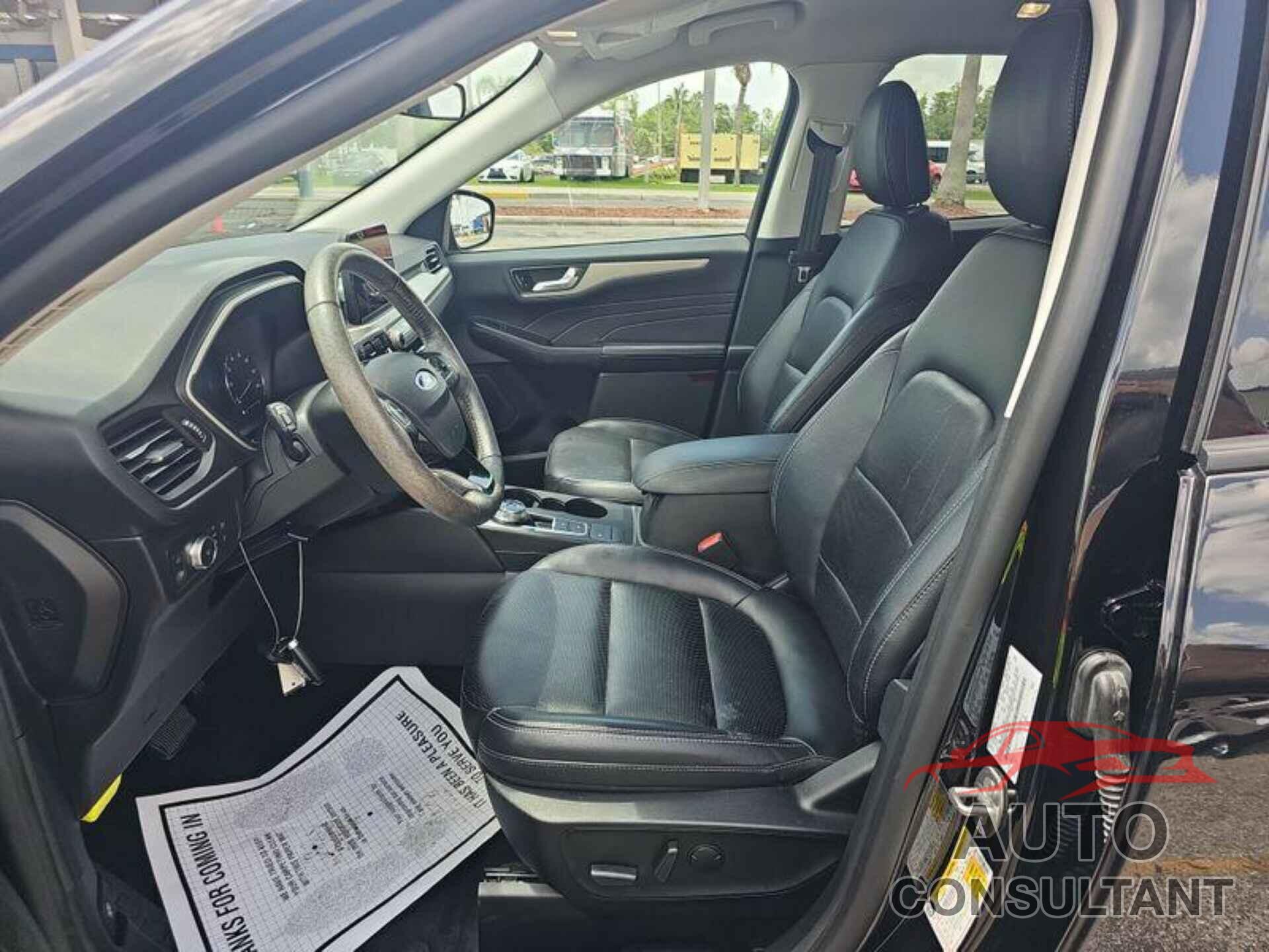 FORD ESCAPE 2021 - 1FMCU0CZ4MUA54097