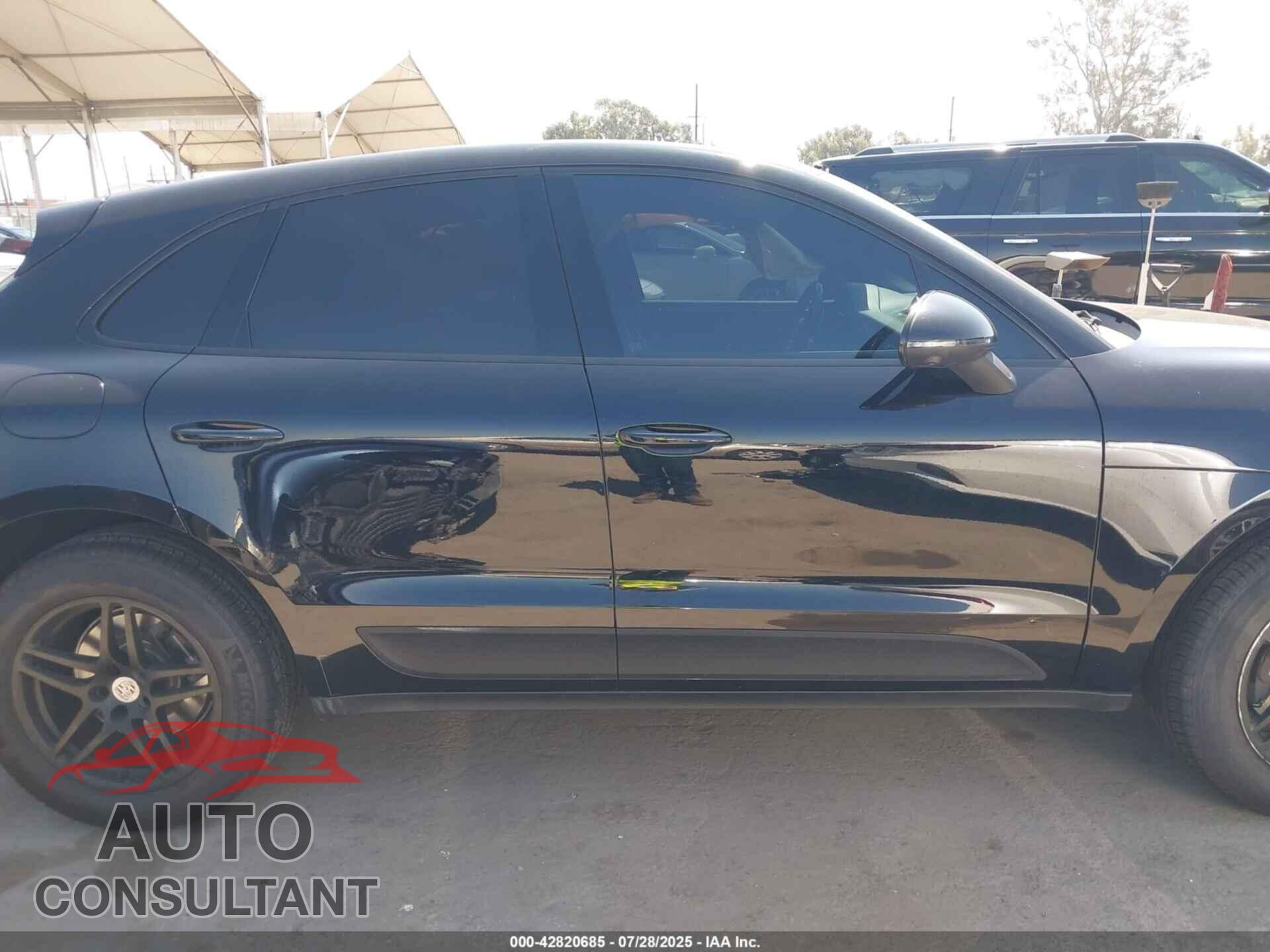 PORSCHE MACAN 2018 - WP1AA2A54JLB10166