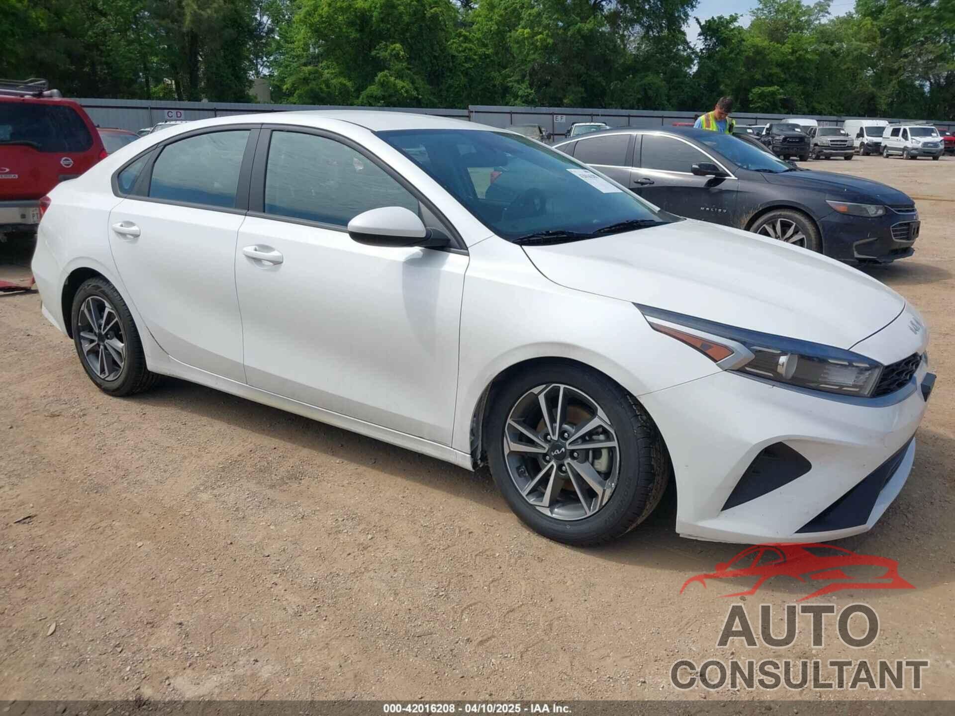 KIA FORTE 2023 - 3KPF24AD3PE623126