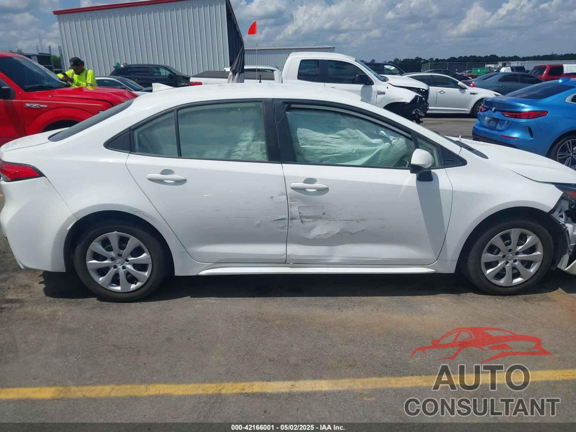 TOYOTA COROLLA 2022 - JTDEPMAE7NJ191940