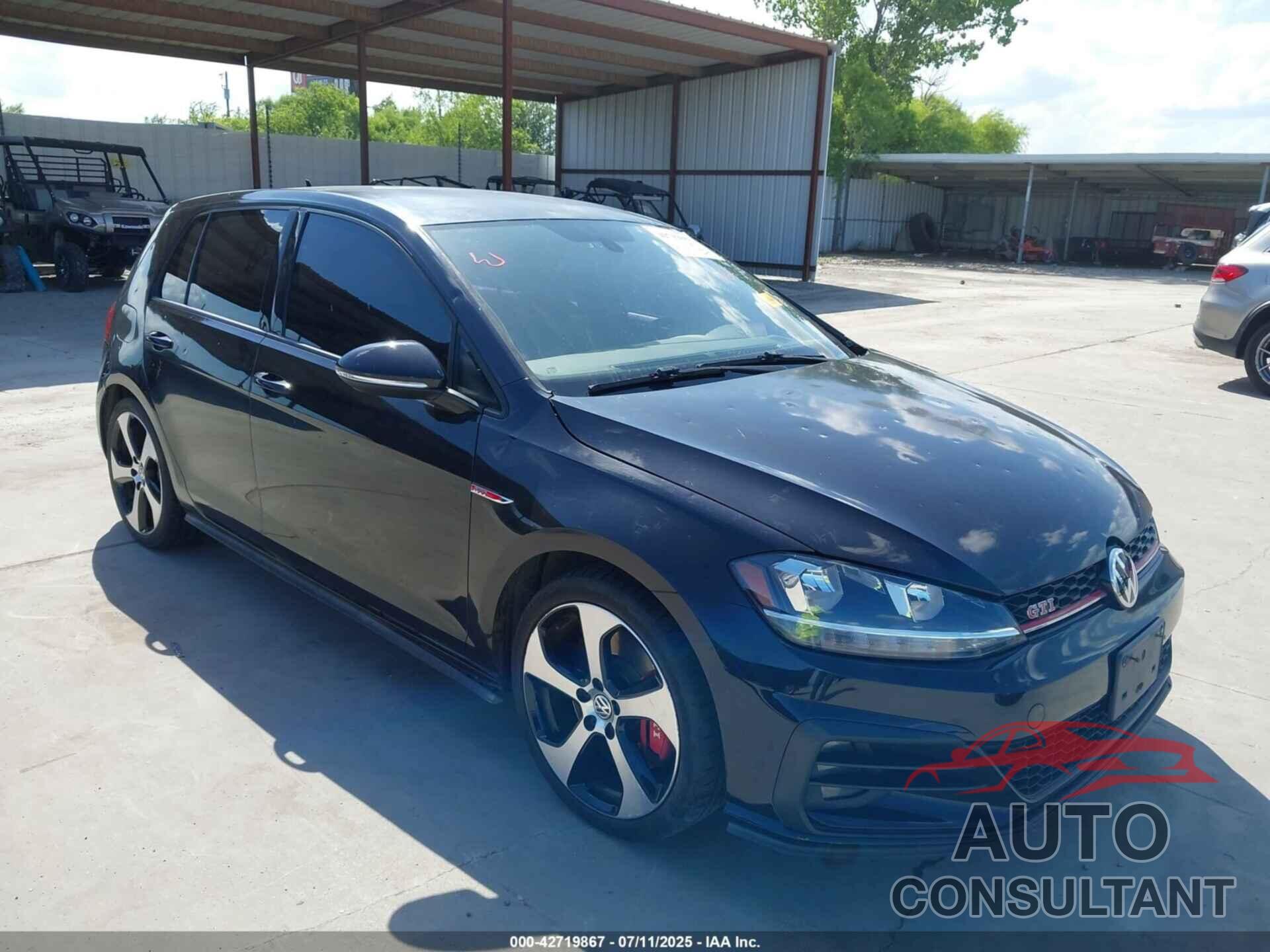 VOLKSWAGEN GOLF GTI 2019 - 3VW5T7AU4KM002578