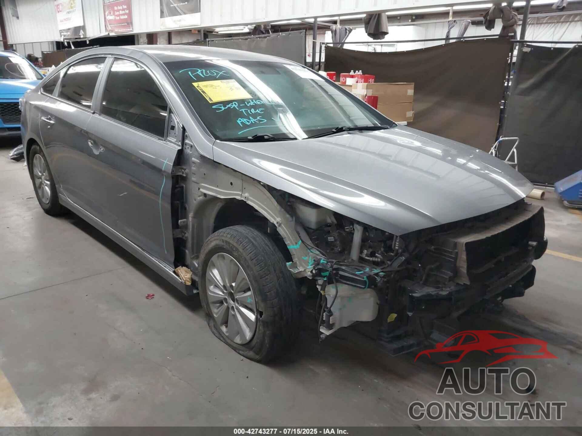 HYUNDAI SONATA HYBRID 2017 - KMHE24L3XHA066814
