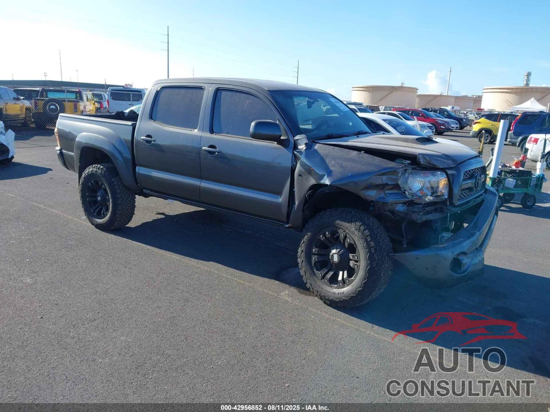 TOYOTA TACOMA 2011 - 3TMJU4GNXBM116551