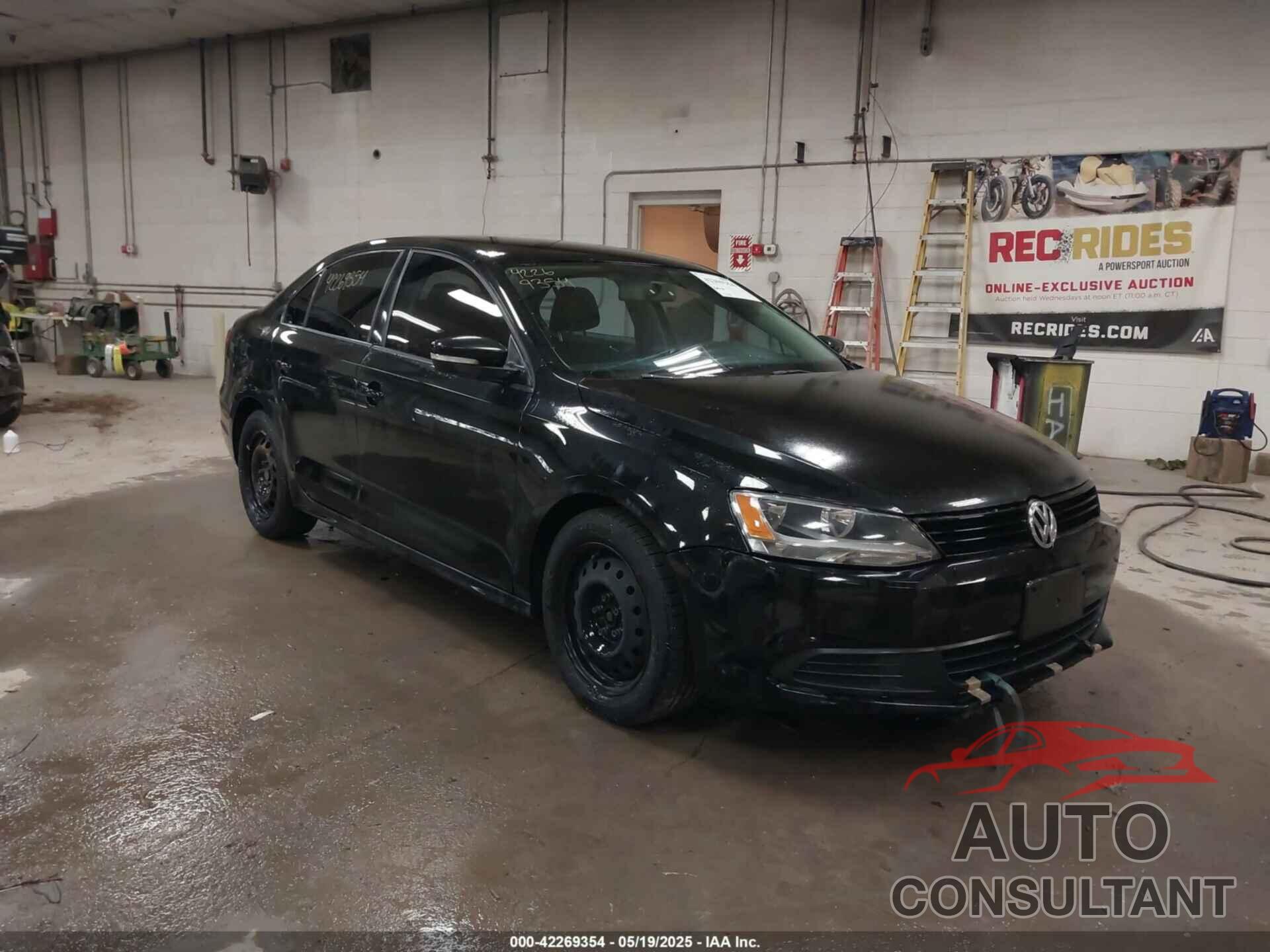 VOLKSWAGEN JETTA 2012 - 3VWDX7AJ5CM340420