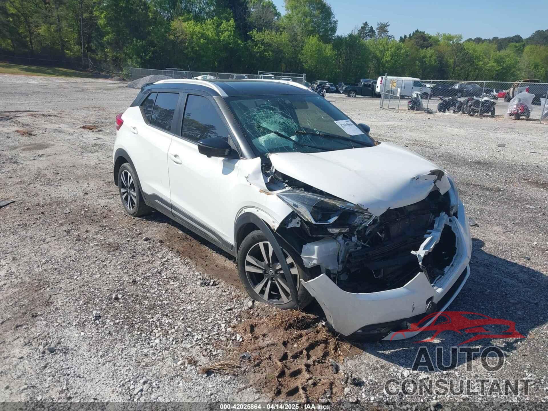 NISSAN KICKS 2019 - 3N1CP5CU4KL501860