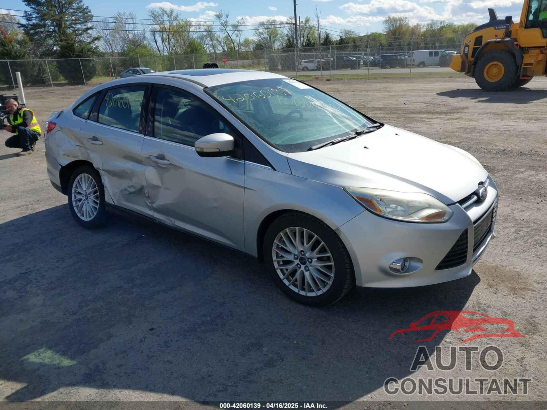 FORD FOCUS 2012 - 1FAHP3H29CL151658
