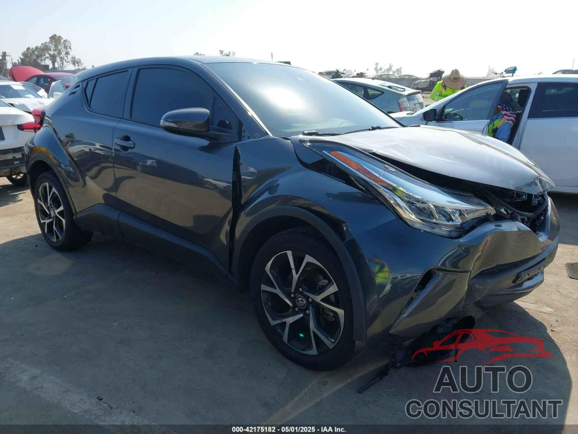 TOYOTA C-HR 2022 - NMTKHMBX1NR144937