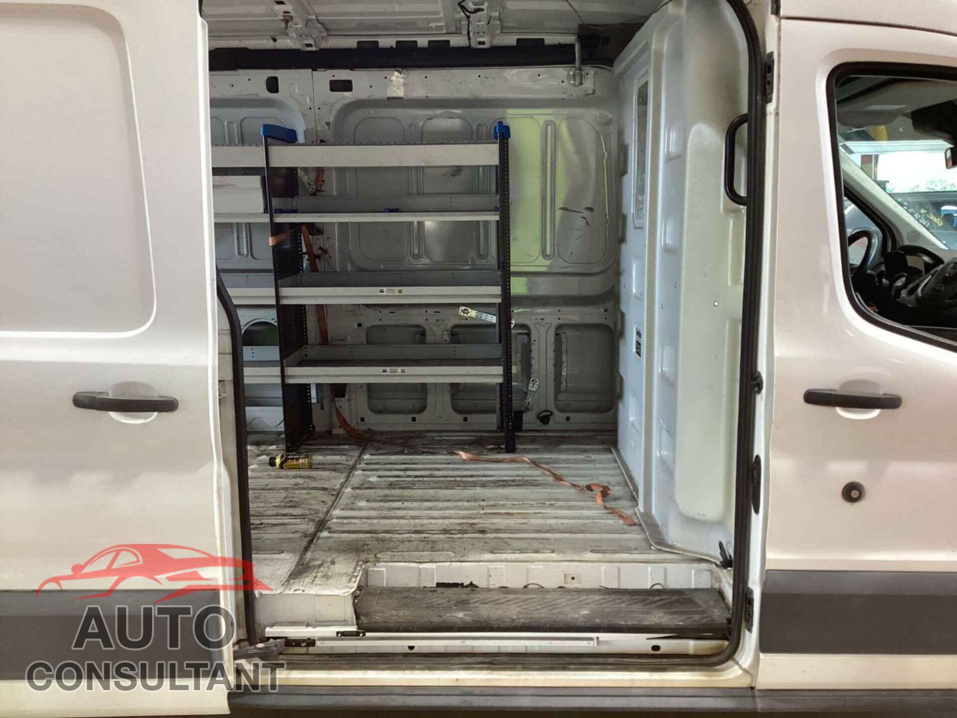FORD TRANSIT 2016 - 1FTYR2CM6GKA05933