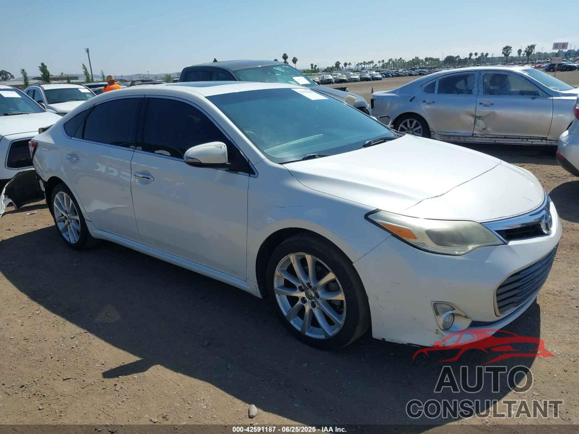 TOYOTA AVALON 2013 - 4T1BK1EB3DU065583