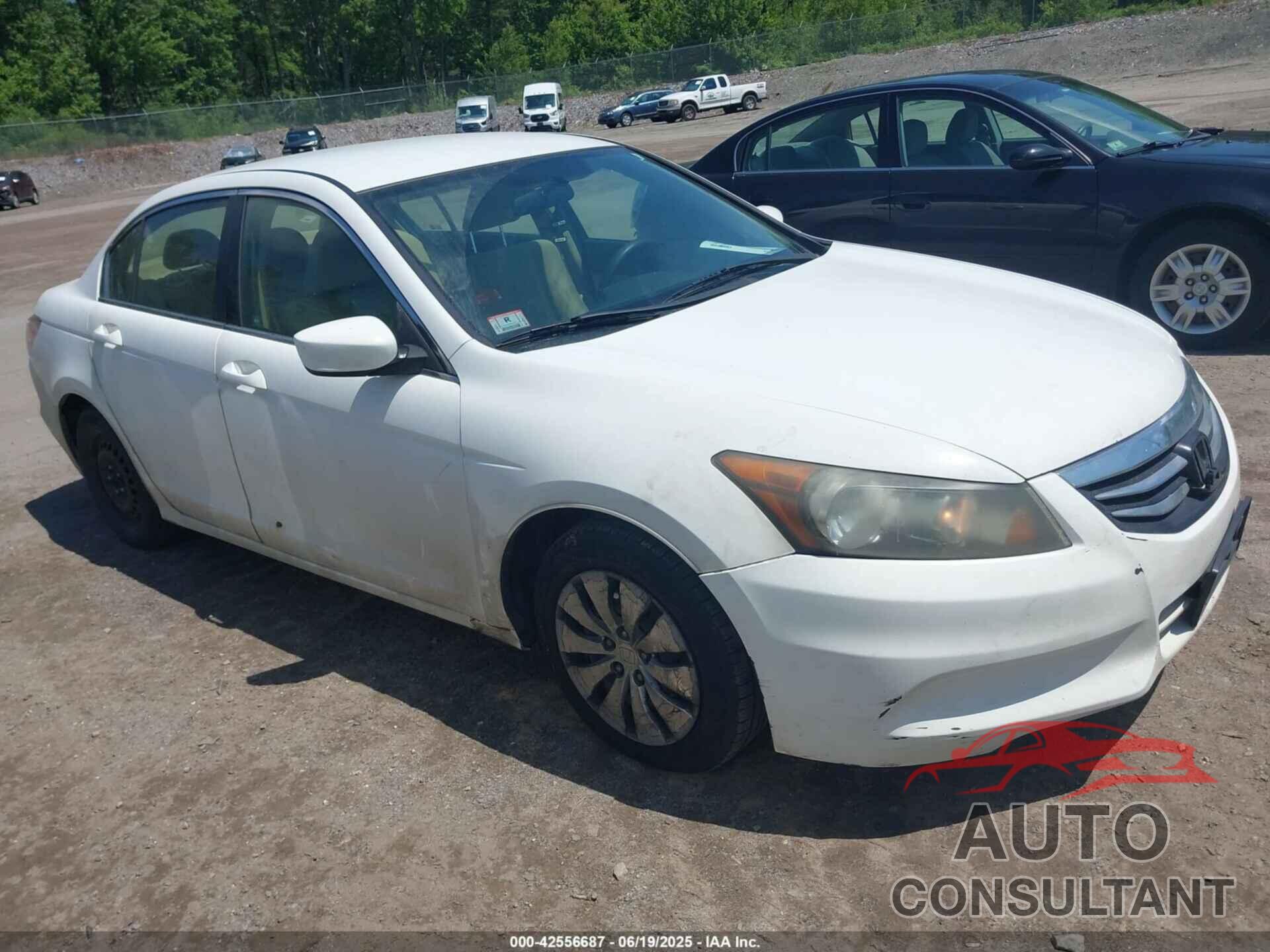 HONDA ACCORD 2011 - 1HGCP2F33BA011935