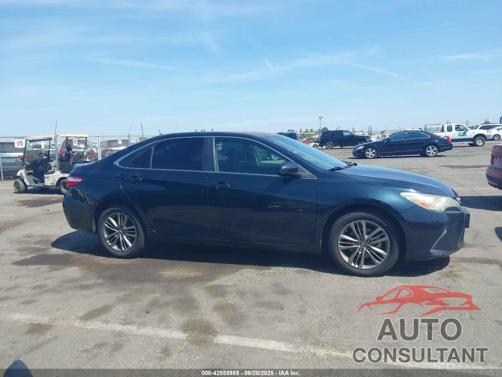 TOYOTA CAMRY 2016 - 4T1BF1FK2GU504022