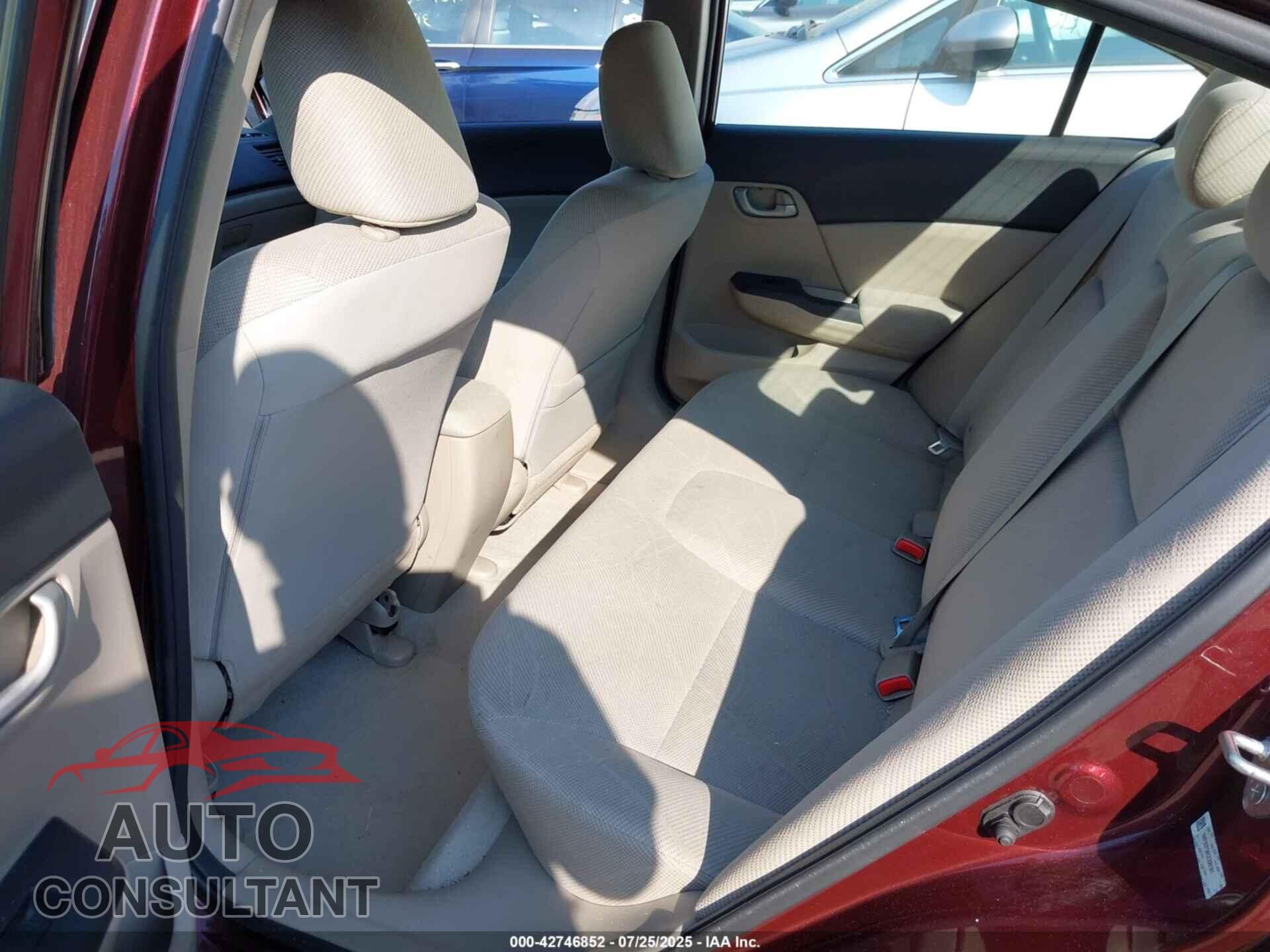 HONDA CIVIC 2012 - 19XFB2F58CE330161