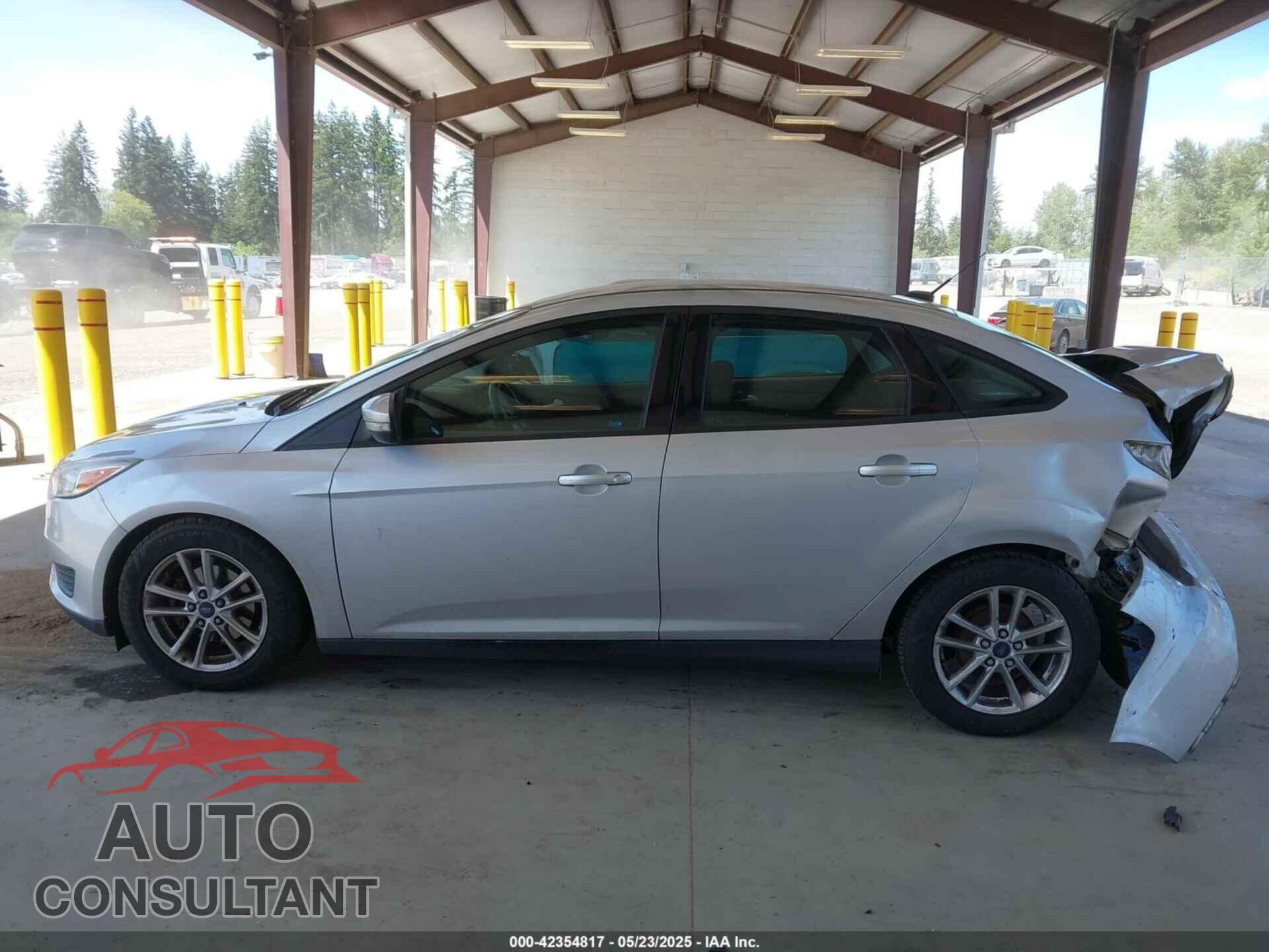 FORD FOCUS 2016 - 1FADP3F27GL338923
