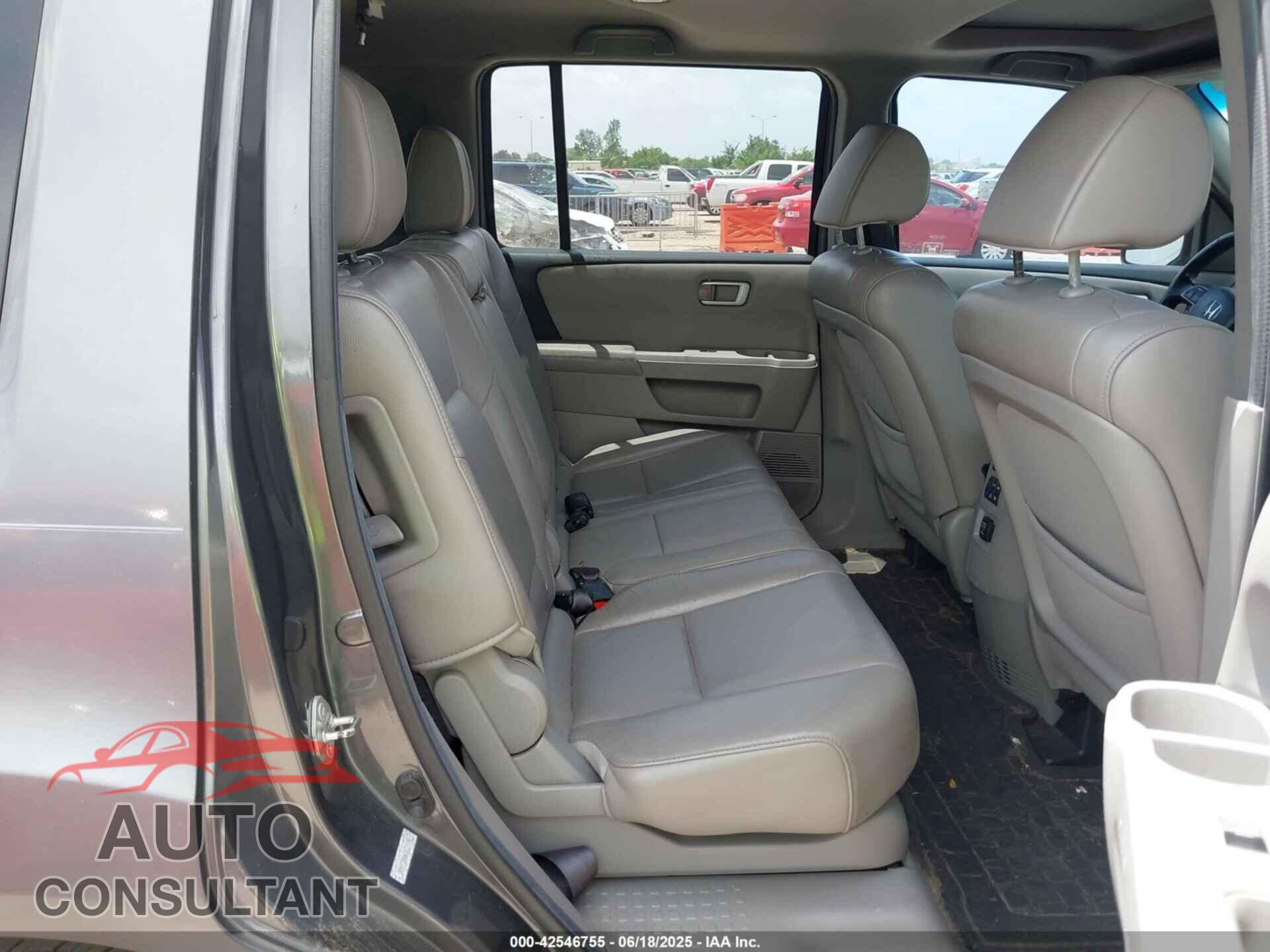 HONDA PILOT 2012 - 5FNYF3H56CB009990