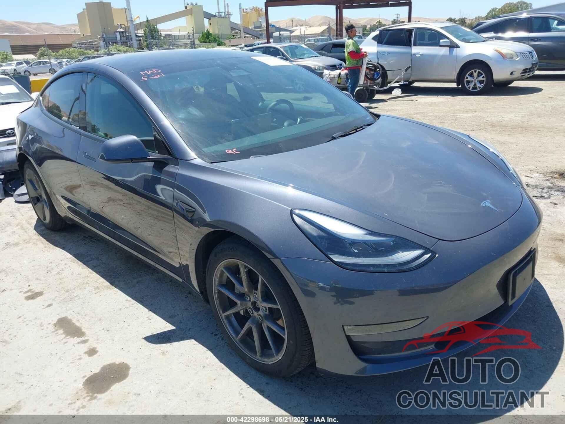 TESLA MODEL 3 2023 - 5YJ3E1EB3PF698548