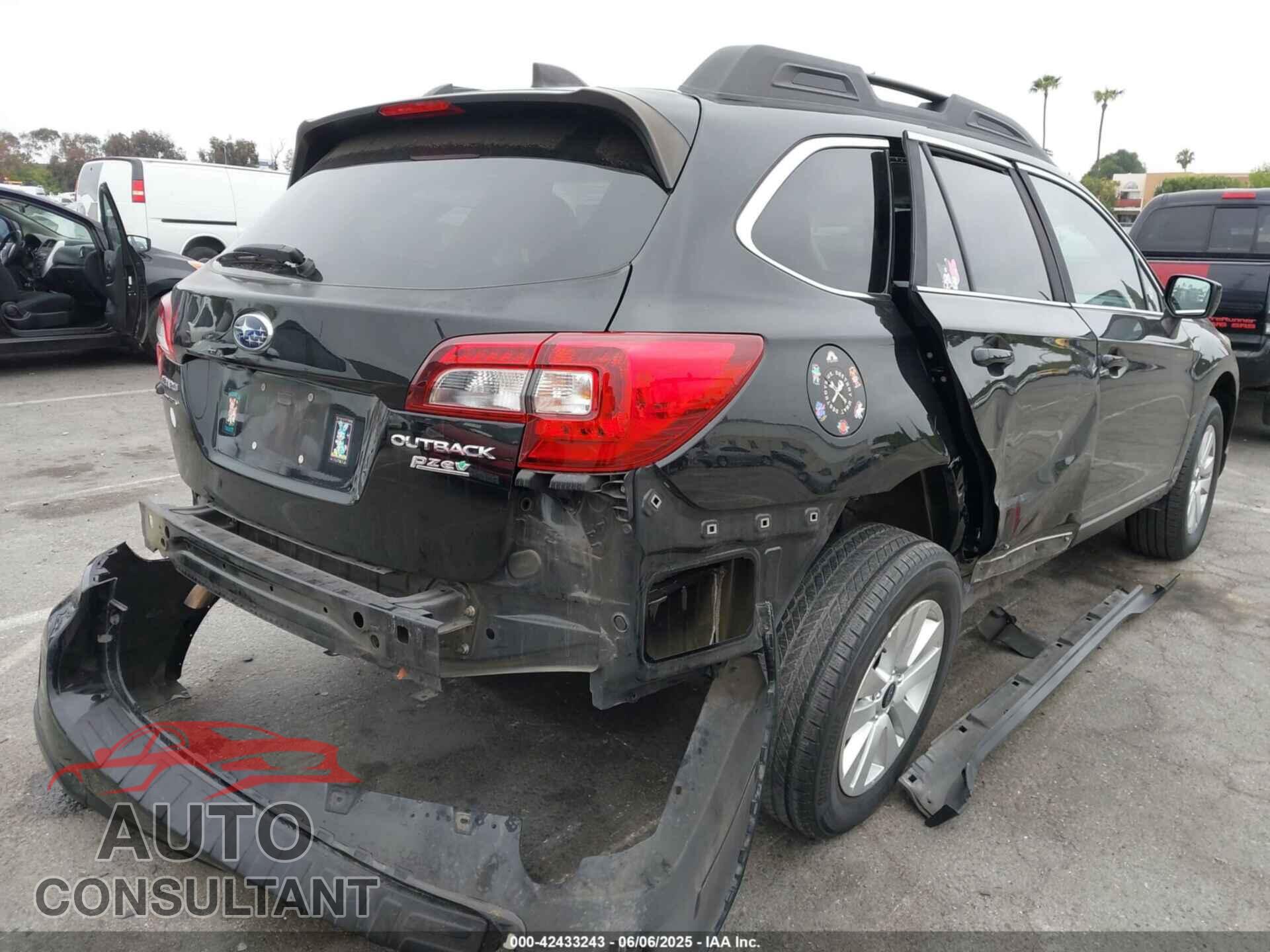 SUBARU OUTBACK 2017 - 4S4BSACC8H3433828