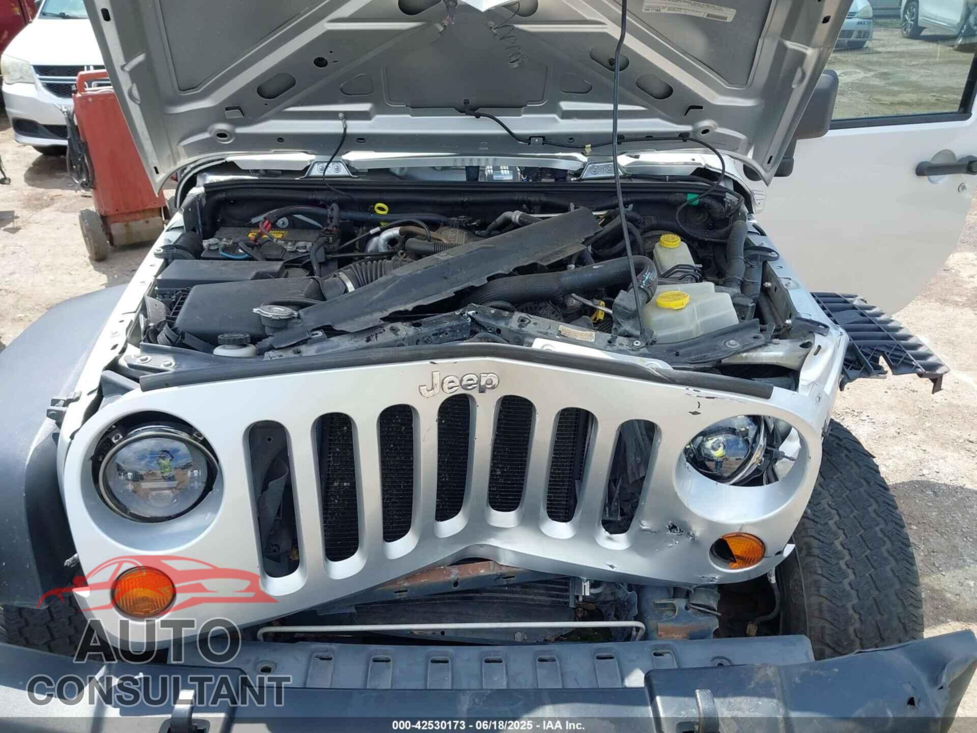 JEEP WRANGLER 2011 - 1J4GA2D13BL528086