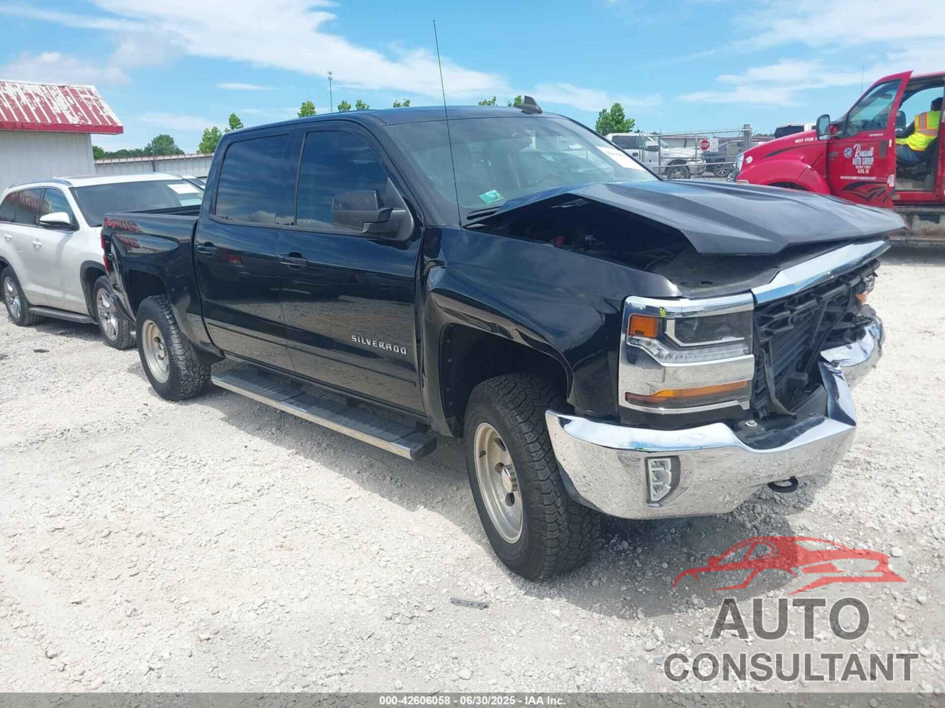 CHEVROLET SILVERADO 1500 2018 - 3GCUKREC2JG645264