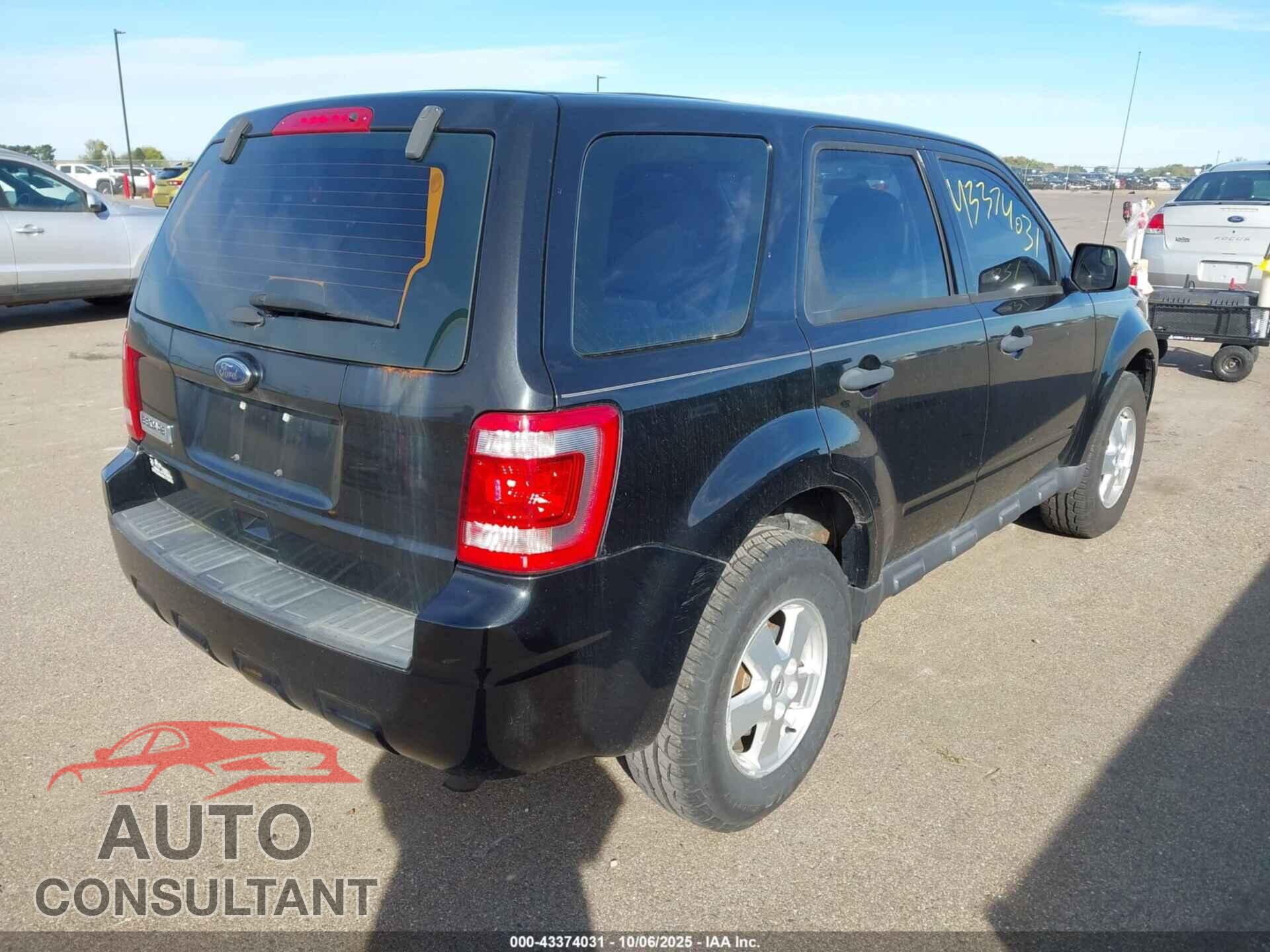 FORD ESCAPE 2011 - 1FMCU9C75BKC43224