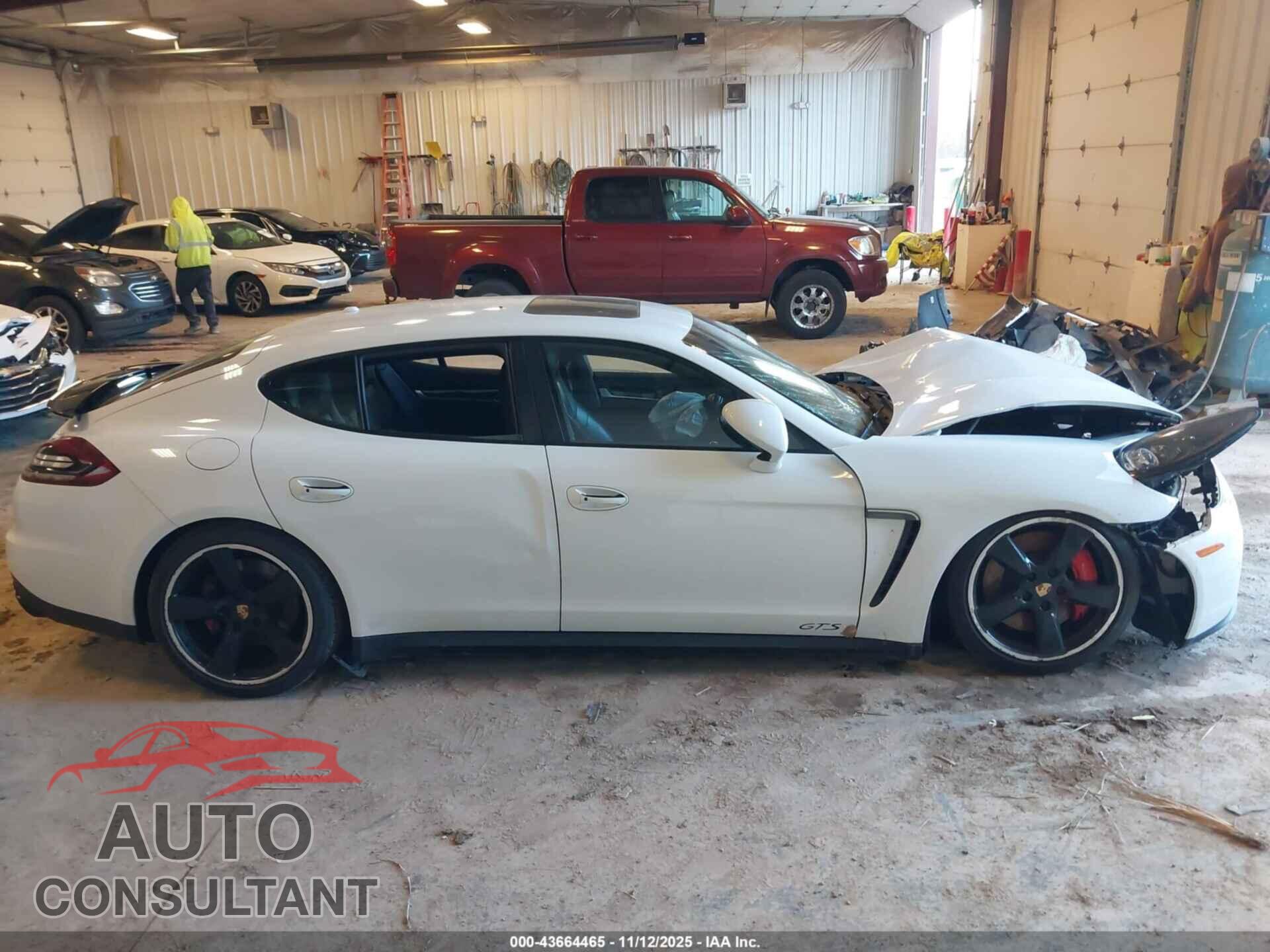 PORSCHE PANAMERA 2016 - WP0AF2A70GL080368