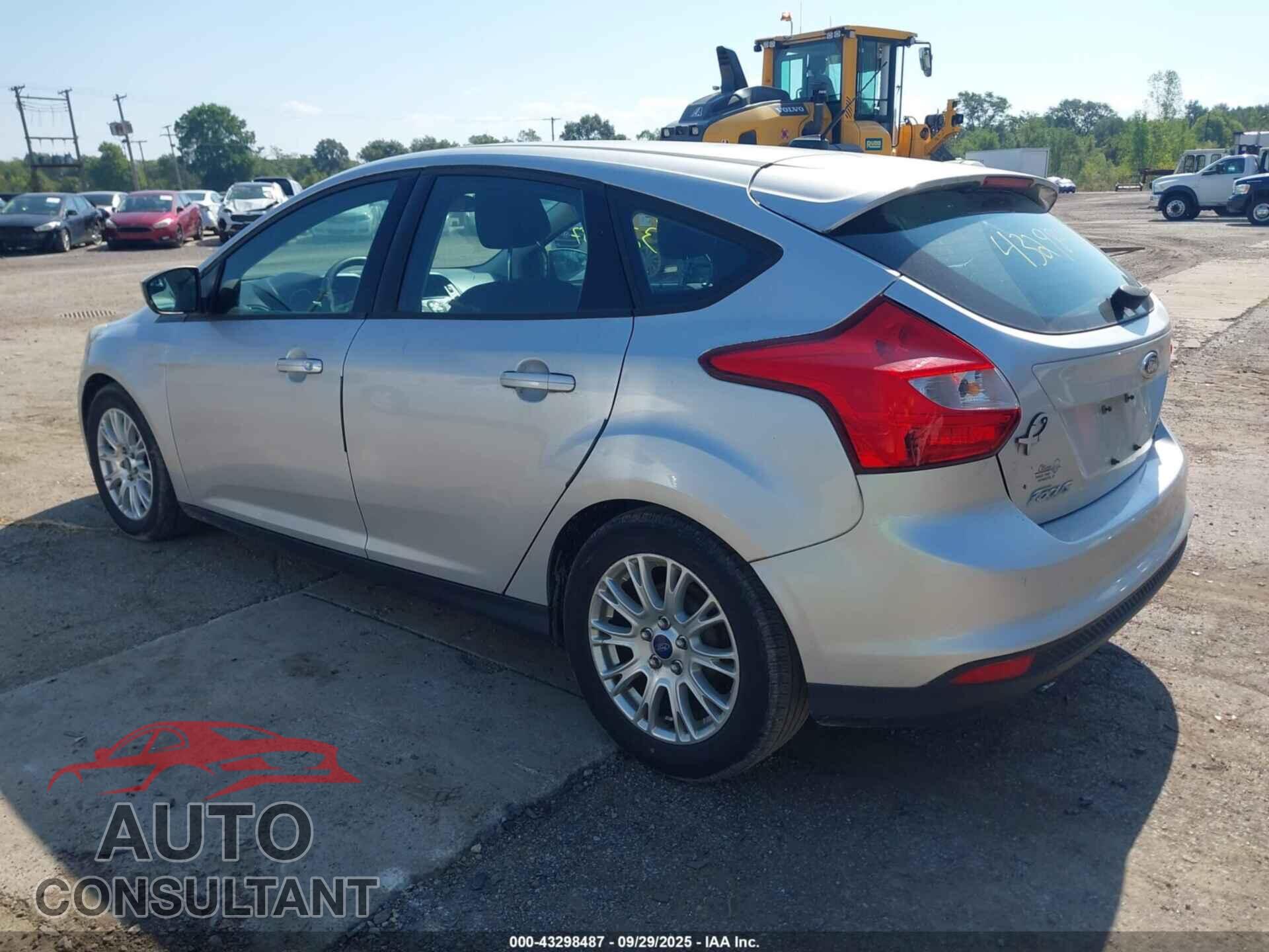 FORD FOCUS 2012 - 1FAHP3K23CL368258