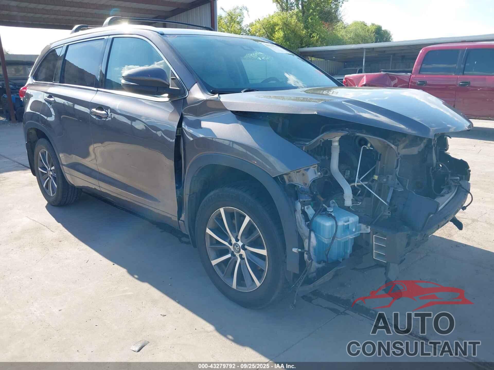 TOYOTA HIGHLANDER 2017 - 5TDJZRFH5HS405565