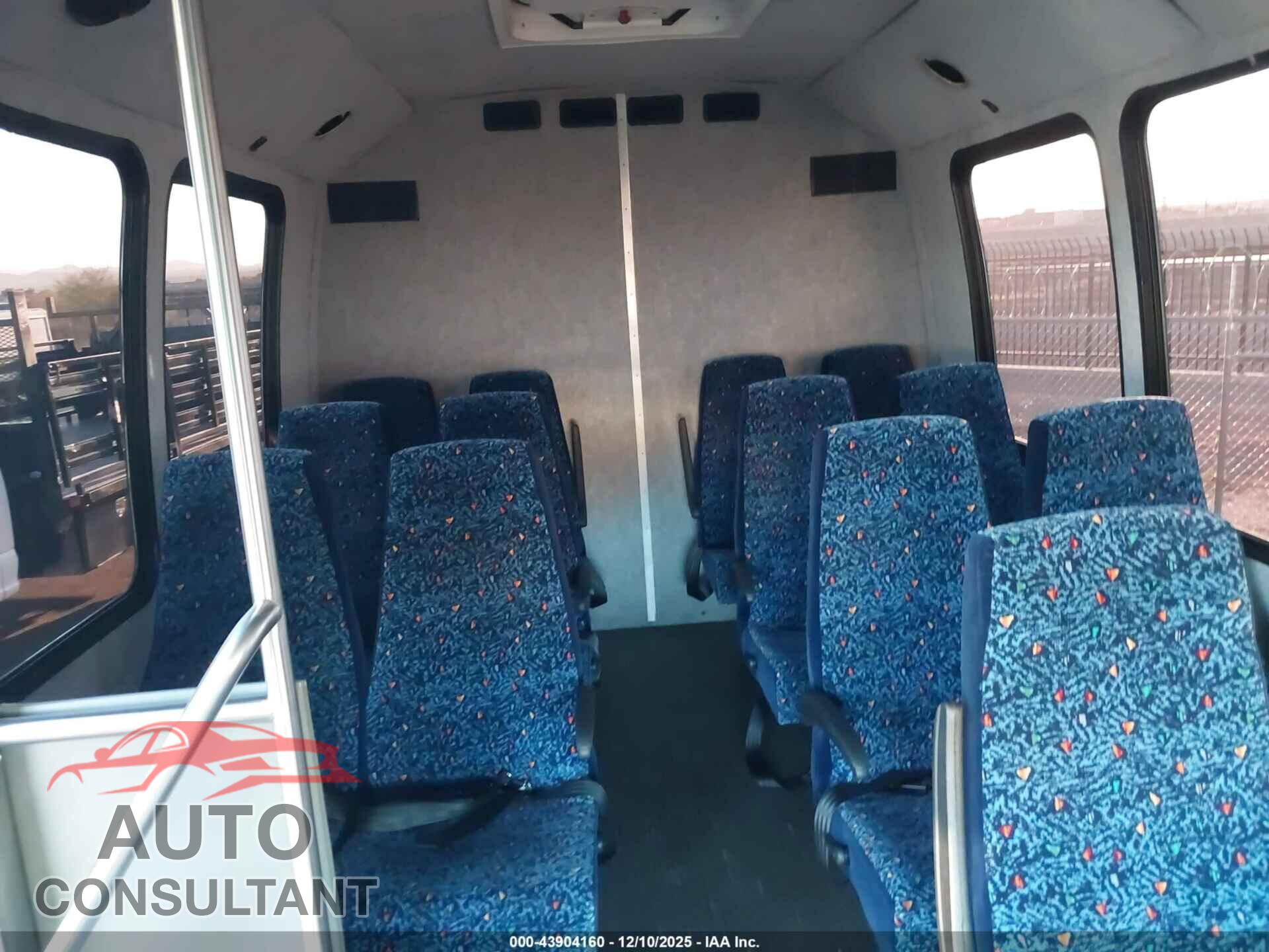 FORD E-350 CUTAWAY 2014 - 1FDWE3FL2EDA28330