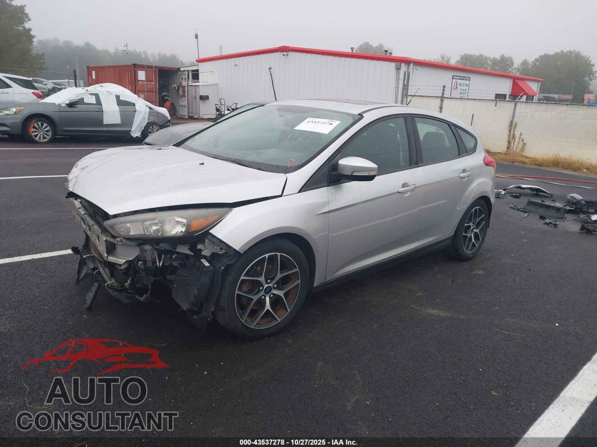 FORD FOCUS 2017 - 1FADP3M27HL248952