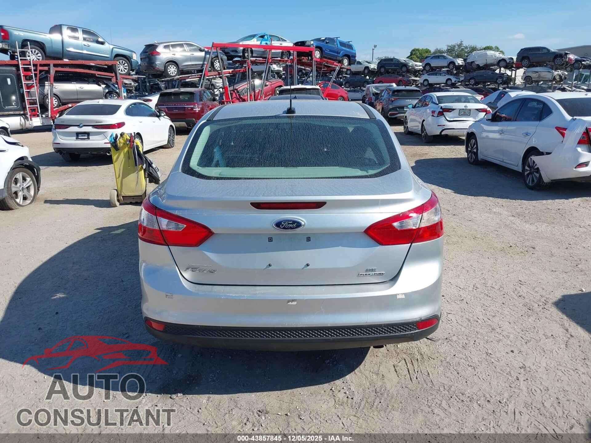 FORD FOCUS 2014 - 1FADP3F23EL292018