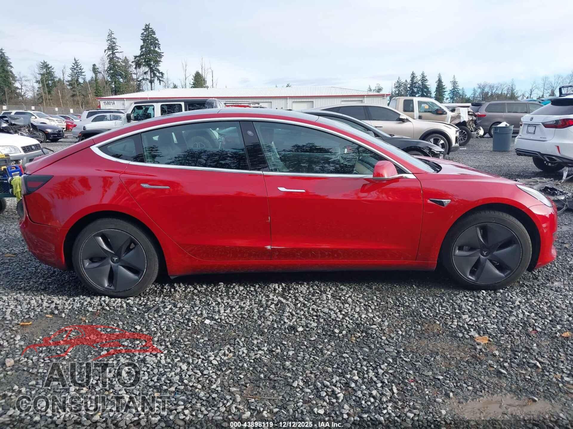 TESLA MODEL 3 2019 - 5YJ3E1EB2KF496776