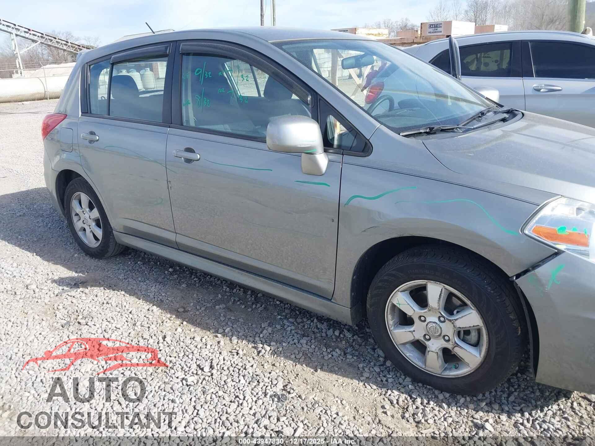 NISSAN VERSA 2011 - 3N1BC1CP2BL404067