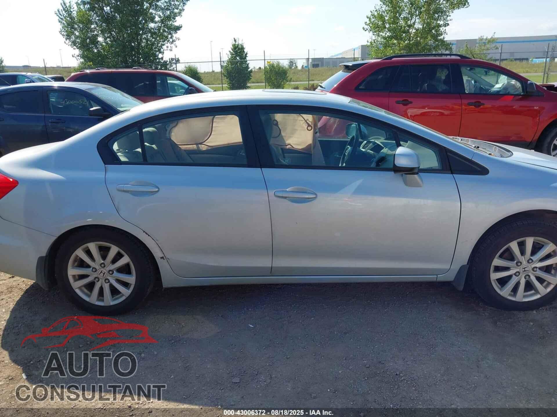 HONDA CIVIC 2012 - 2HGFB2F83CH503553