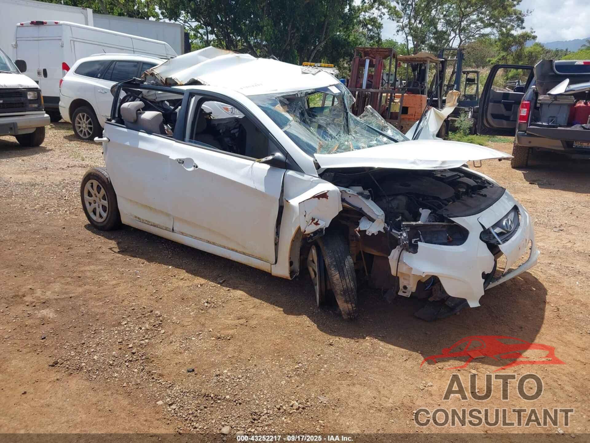 HYUNDAI ACCENT 2014 - KMHCT5AE8EU165401
