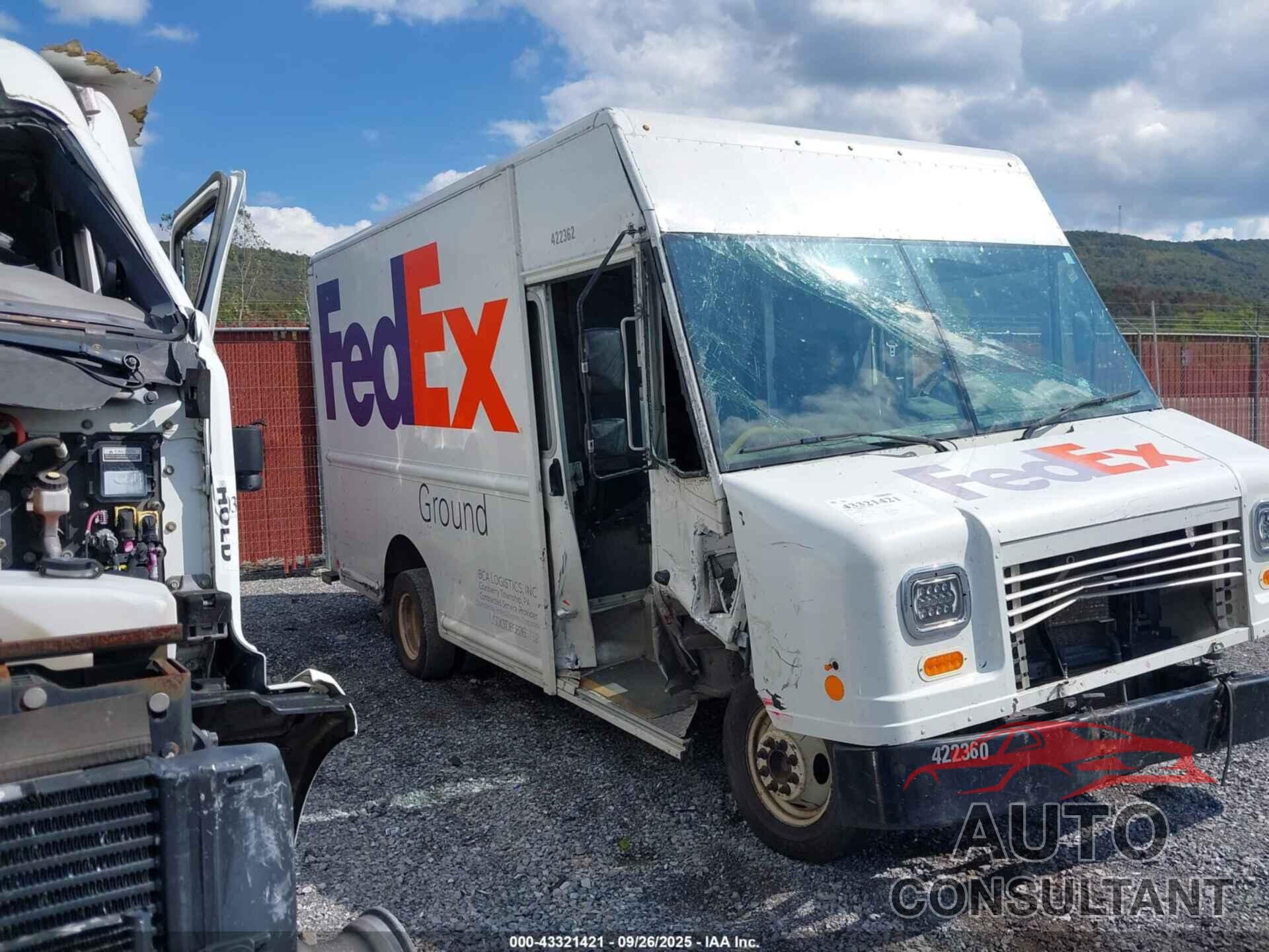 FORD E-350 STRIPPED 2017 - 1FC3E3K65HDC47844